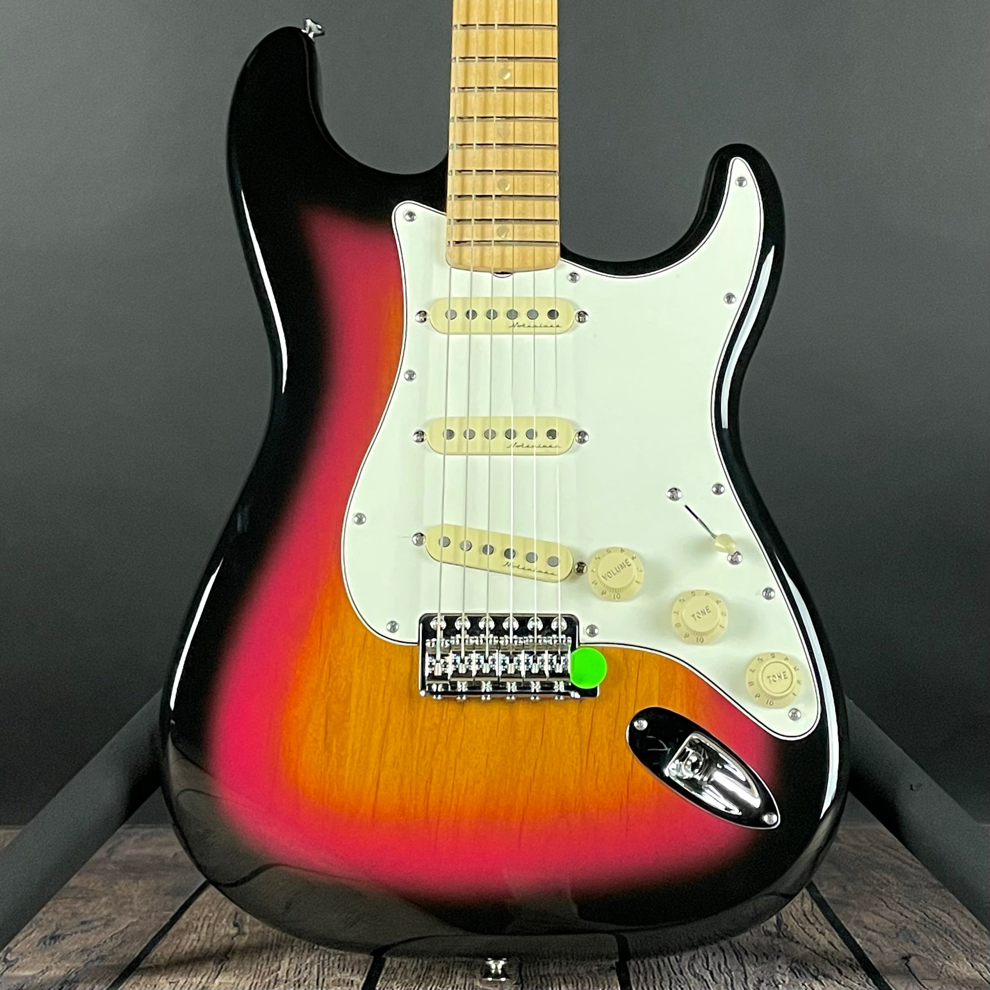 Fender Steve Lacy People Pleaser Stratocaster, Maple Fingerboard- Chao Fender Steve Lacy People Pleaser Stratocaster, Maple Fingerboard- Chao