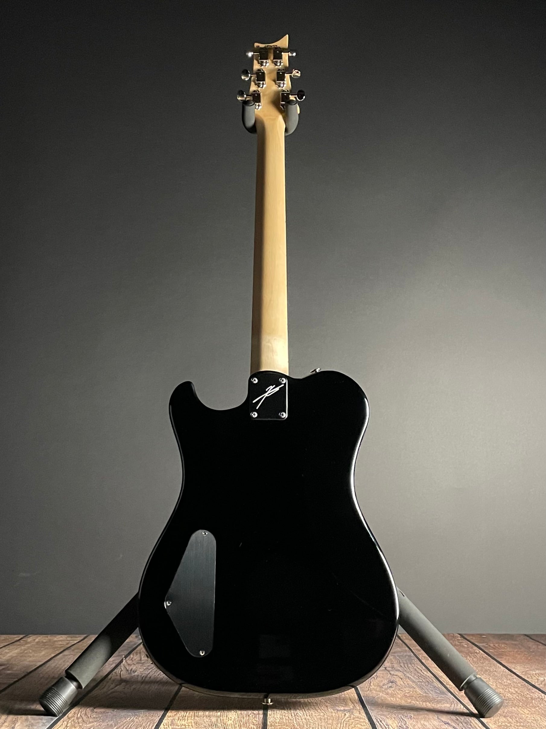 Paul Reed Smith, PRS Myles Kennedy Signature- Black (0376774) - Metronome Music Inc.