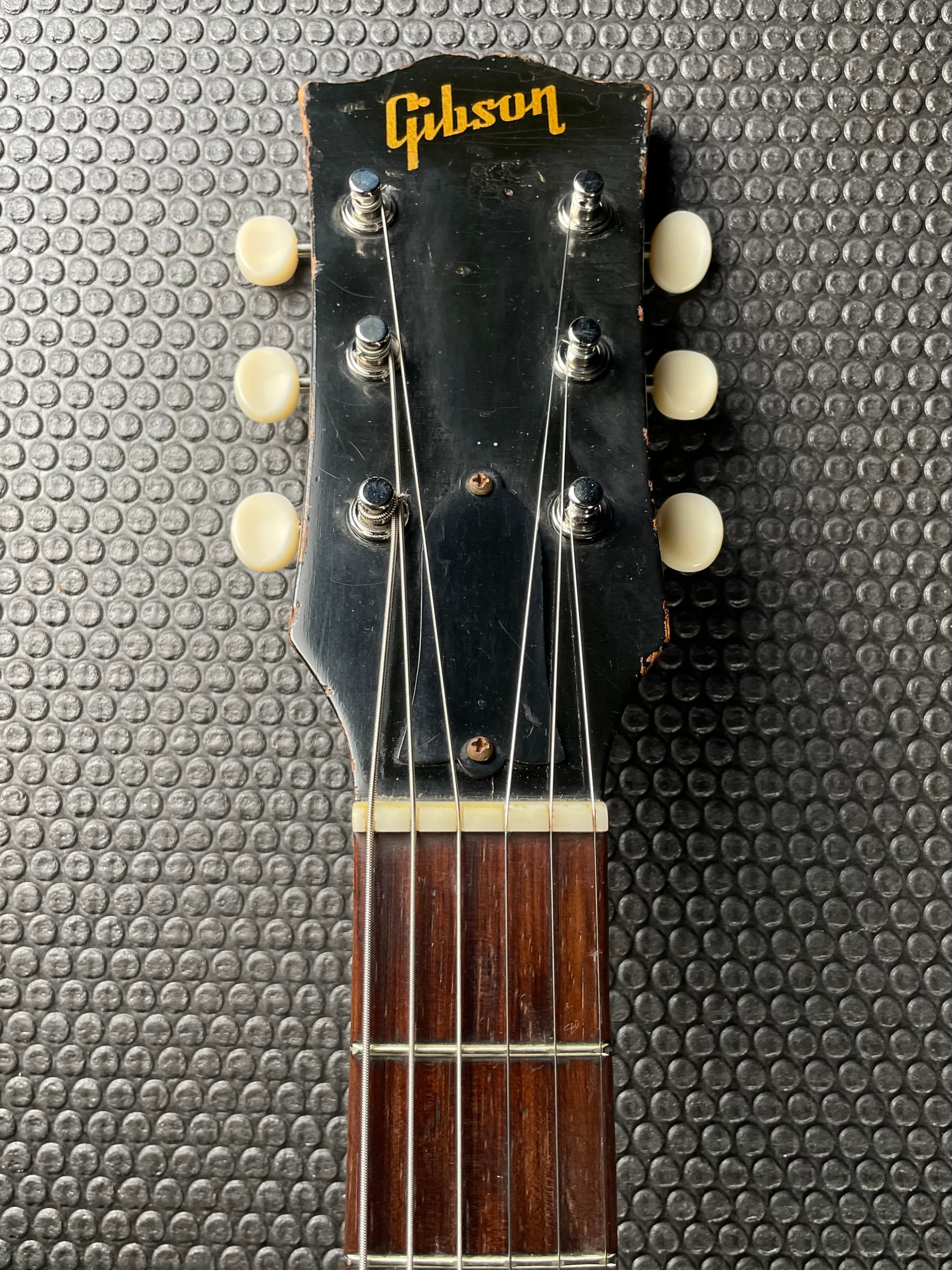 Gibson ES-125T Thinline, Hollow-Body (1957) - Metronome Music Inc.