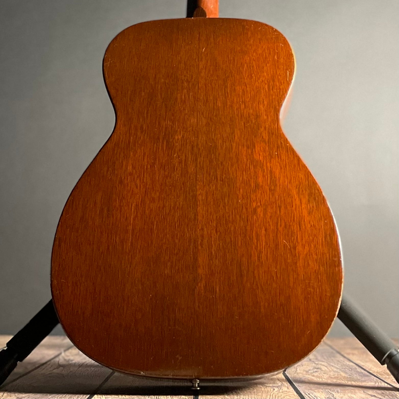 C.F. Martin 00-17 Flat Top Acoustic w/Chipboard Case (1949) - Metronome Music Inc.