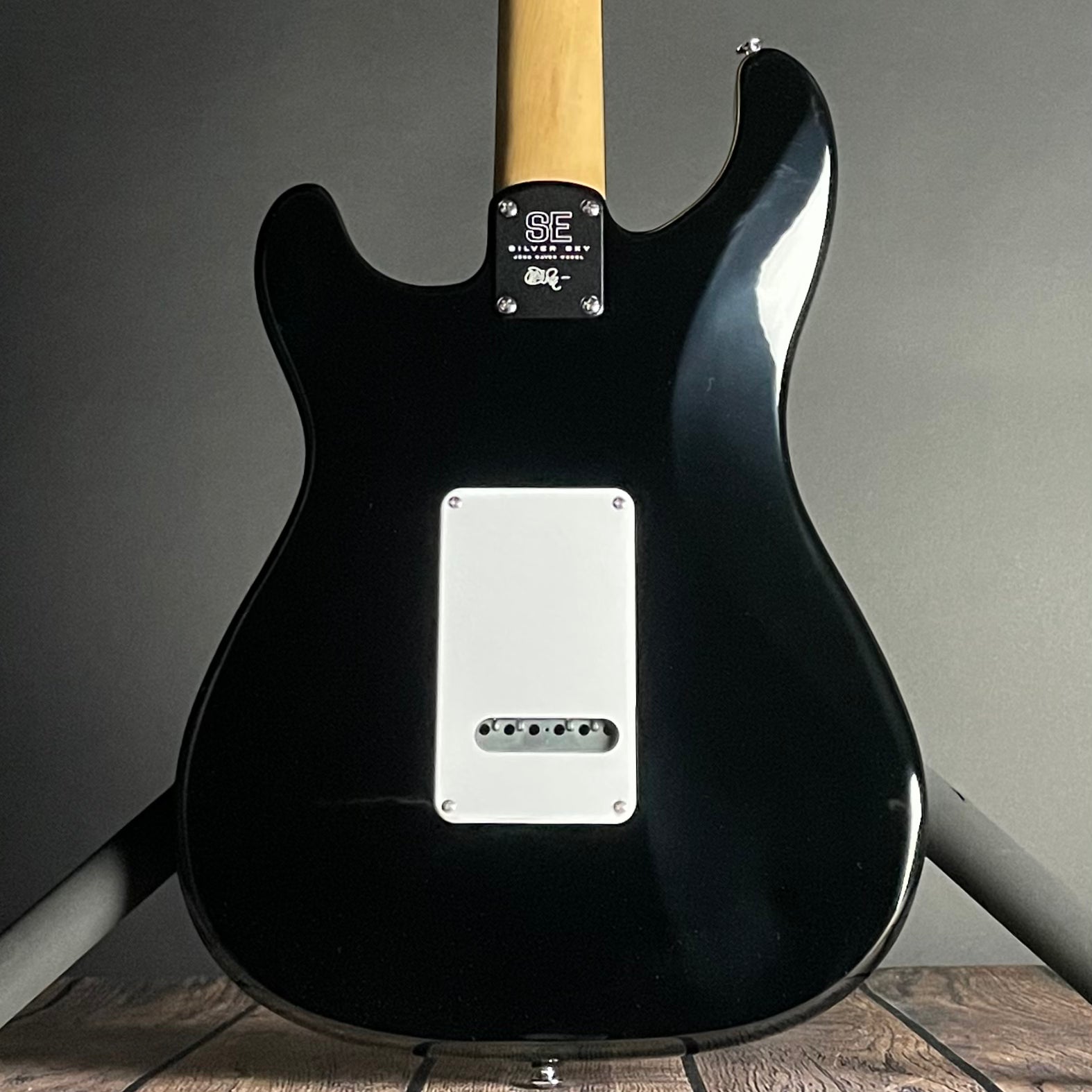 Paul Reed Smith, PRS Silver Sky- Piano Black (CTIF028873) - Metronome Music Inc.