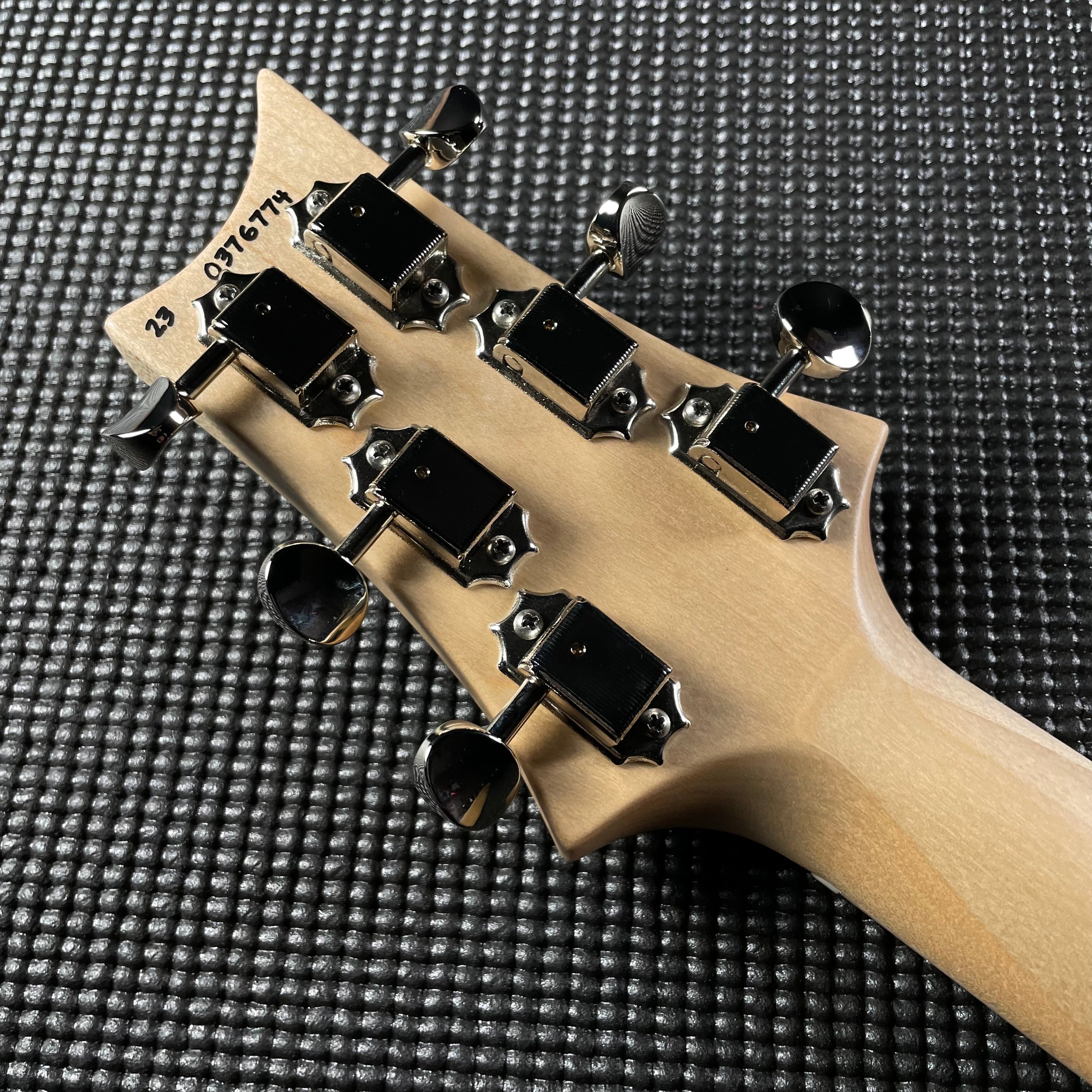 Paul Reed Smith, PRS Myles Kennedy Signature- Black (0376774) - Metronome Music Inc.