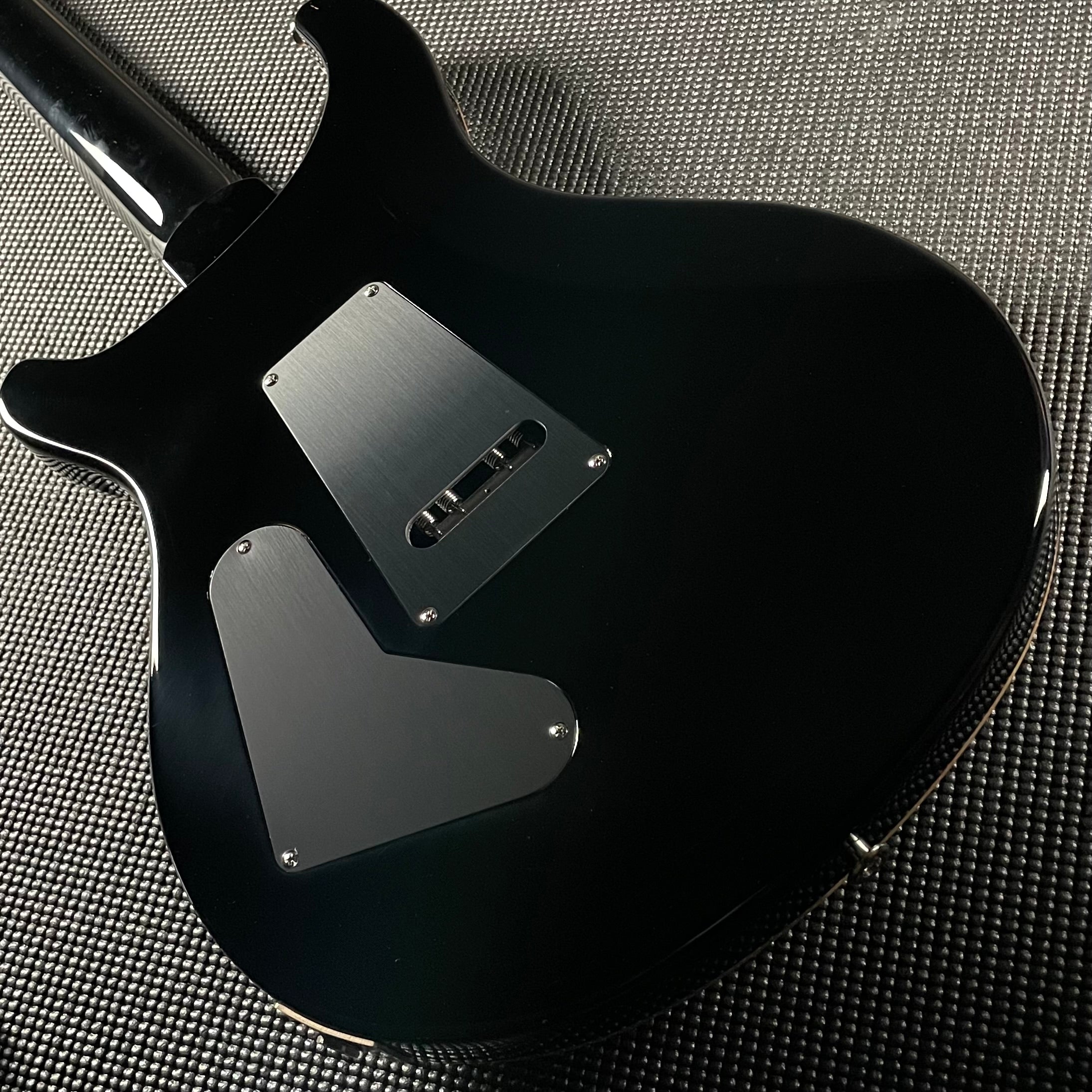 Paul Reed Smith, PRS Core Custom 24 Floyd, 10-Top- Charcoal Burst (0374458) - Metronome Music Inc.