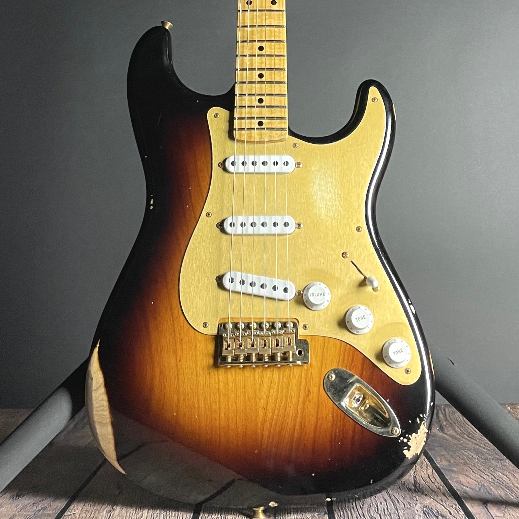 tobacco sunburst fender stratocaster Carter Vintage - Fender Stratocaster 1966, Sunburst, Owned by Tony Joe White tobacco sunburst fender stratocaster Carter Vintage - Fender Stratocaster 1966, Sunburst, Owned by Tony Joe White