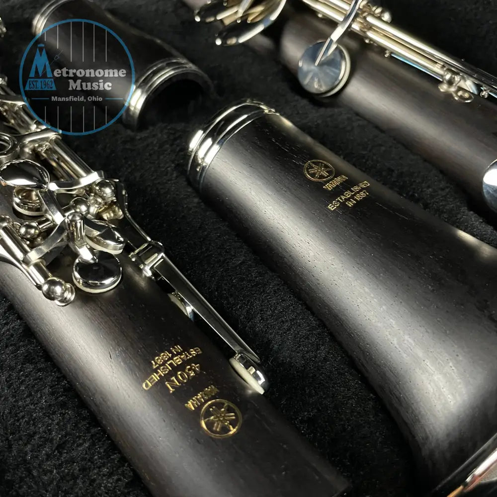 Yamaha YCL-450N Intermediate Clarinet & Case, Nickel Keys - Metronome Music Inc.