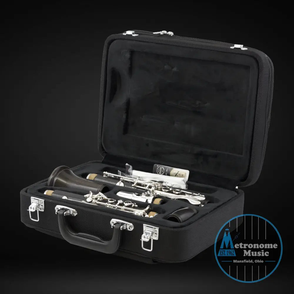John Packer JP321 Step-Up Bb Clarinet w/Case, Silver Keys - Metronome Music Inc.
