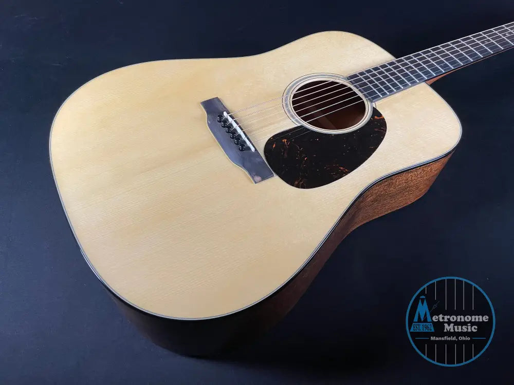 Martin Custom Shop D-18 w/Hardshell Case - Natural (2025) - Metronome Music Inc.