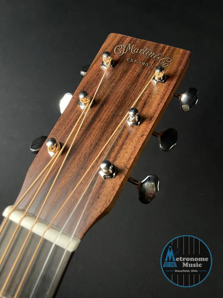 Martin D-17 w/Hardshell Case - Mahogany (2025) - Metronome Music Inc.