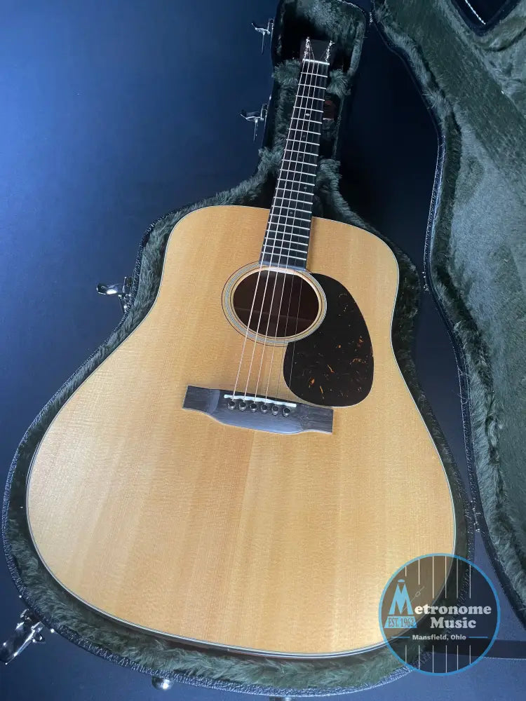 Martin D-18 Standard w/Hardshell Case - Natural (2025) - Metronome Music Inc.