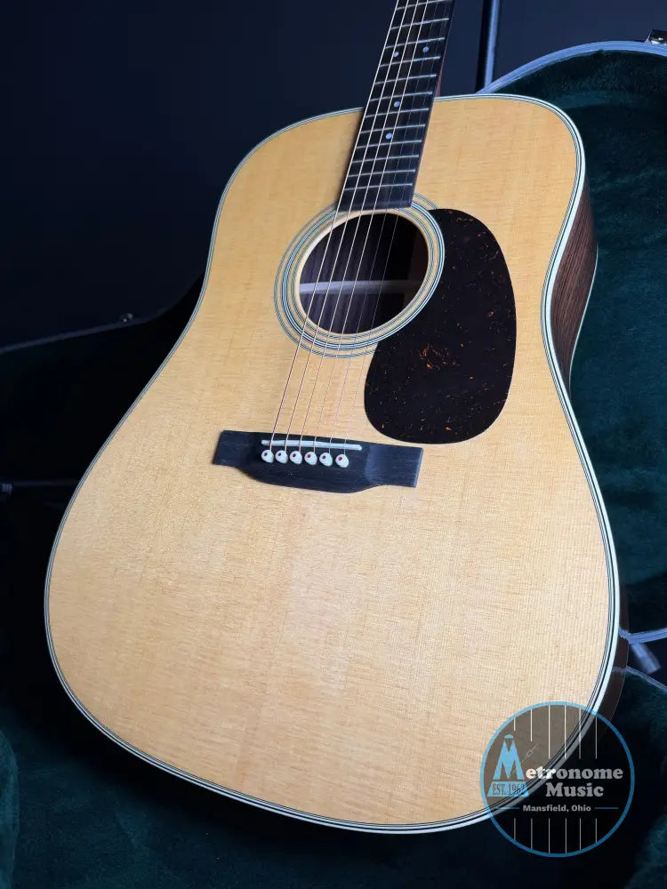 Martin D-28 Standard w/ Hard Case Gloss Natural (2026) - Acoustic Guitar