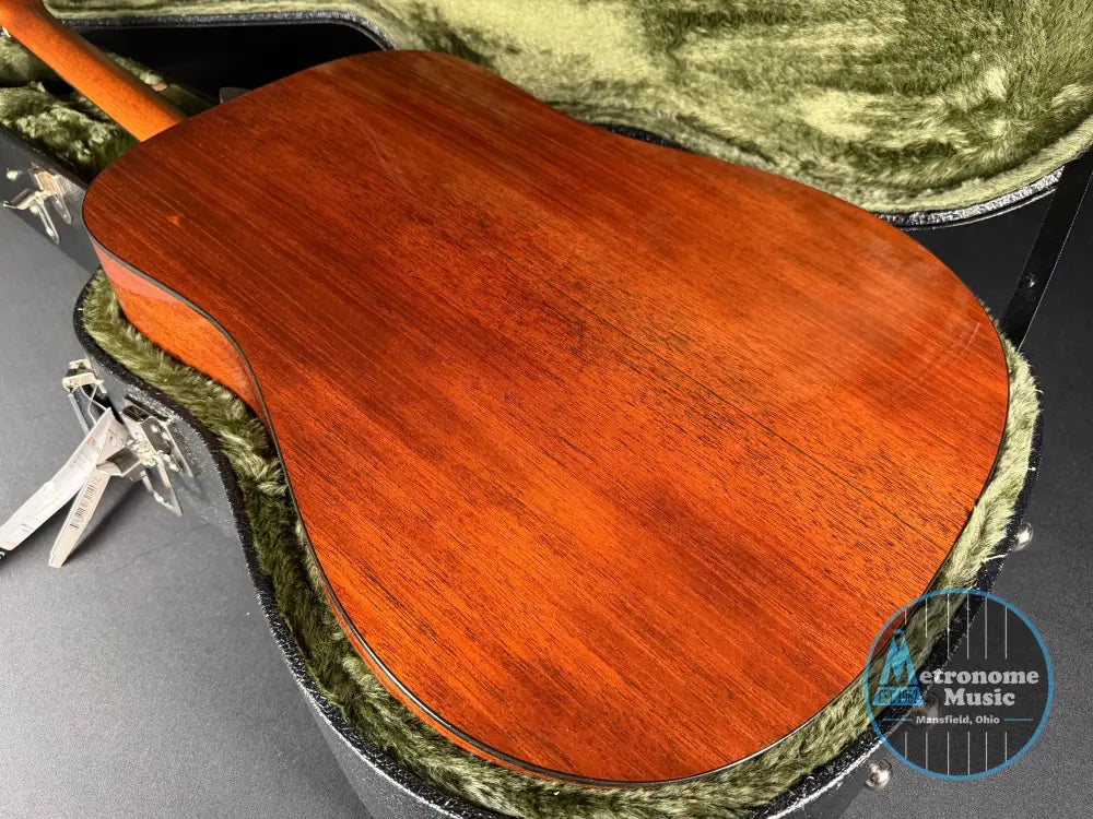 Martin Super D-18 w/Hard Case - Natural (2026) - Metronome Music Inc.