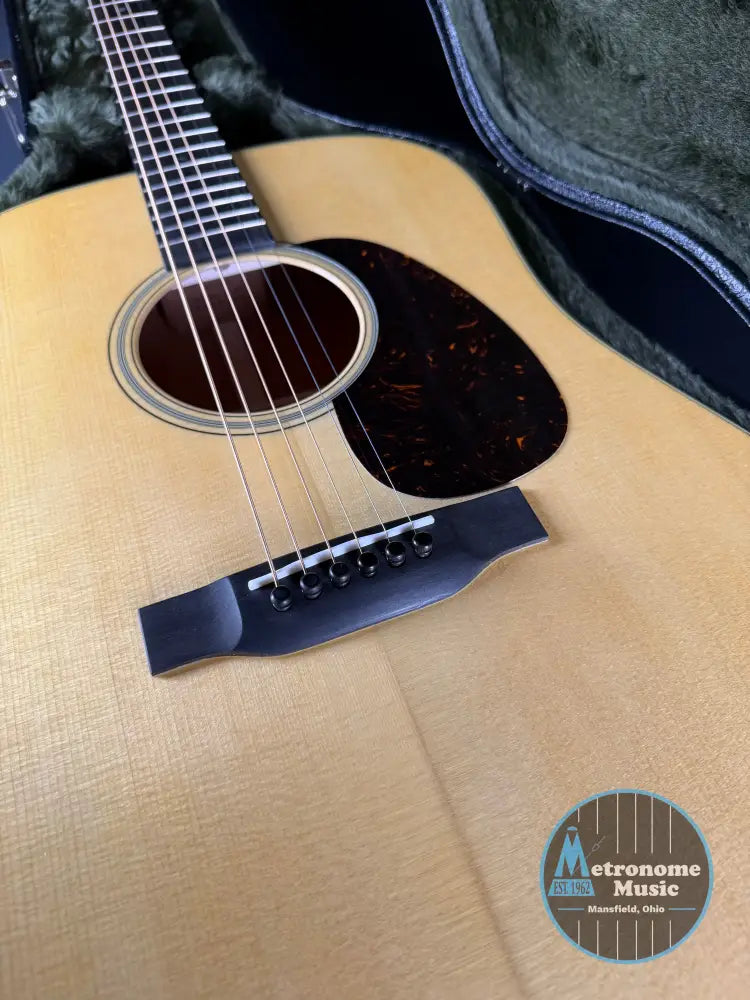 Martin Super D-18 w/Hard Case - Natural (2026) - Metronome Music Inc.