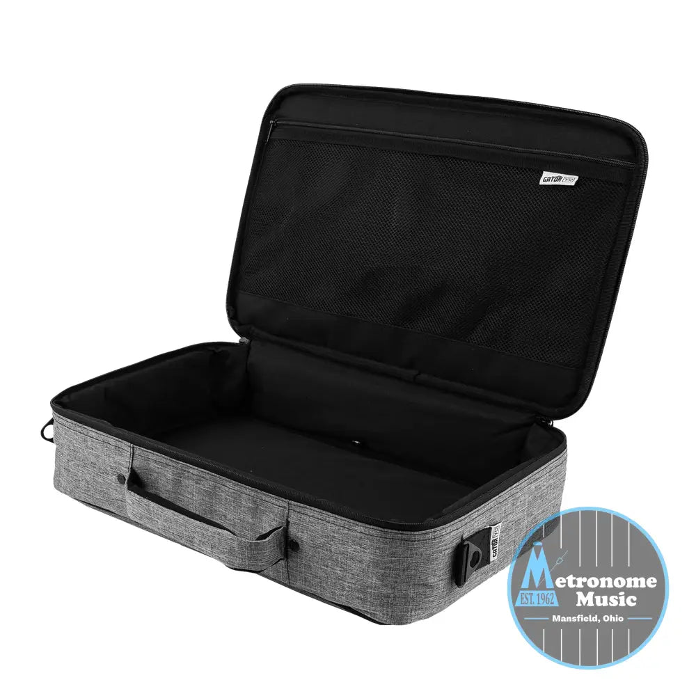 Vertex Travel Lite 17″ x 10″ Pedalboard w/ Bag - Metronome Music Inc.