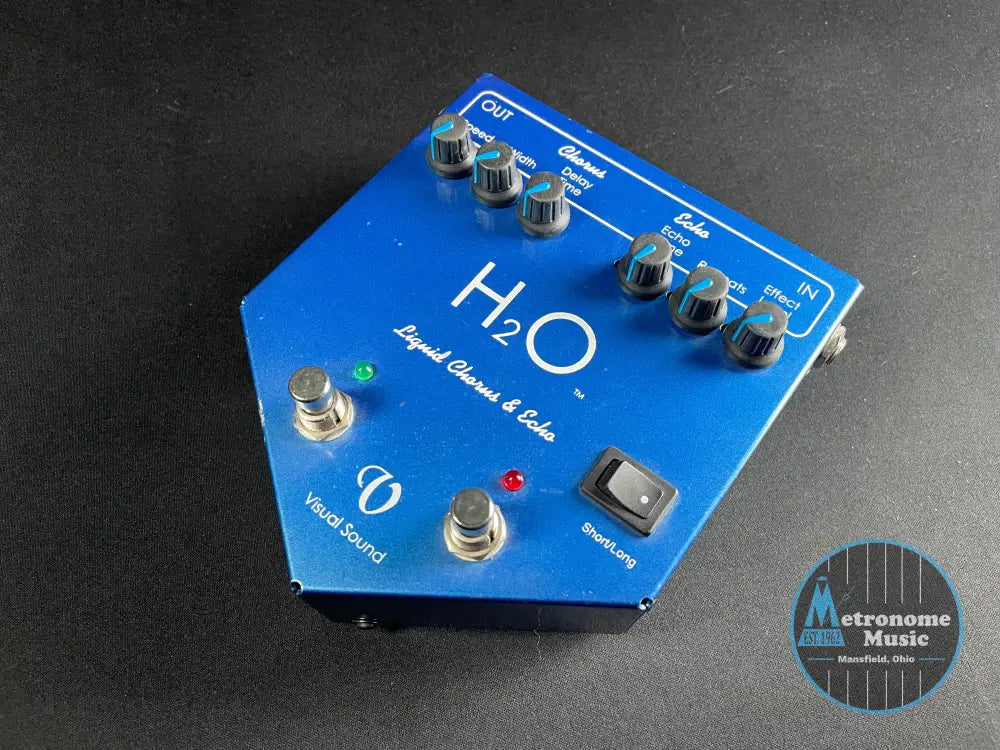 Visual Sound H2O Chorus and Echo - Metronome Music Inc.
