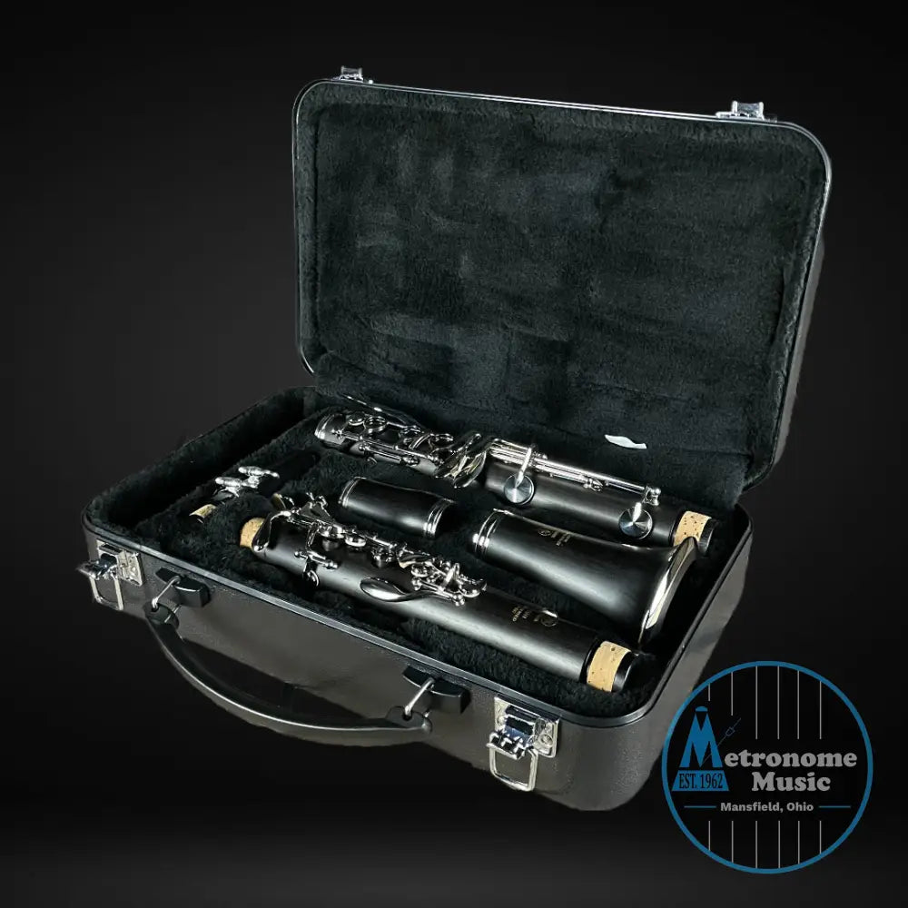 Yamaha YCL-450N Intermediate Clarinet & Case, Nickel Keys - Metronome Music Inc.