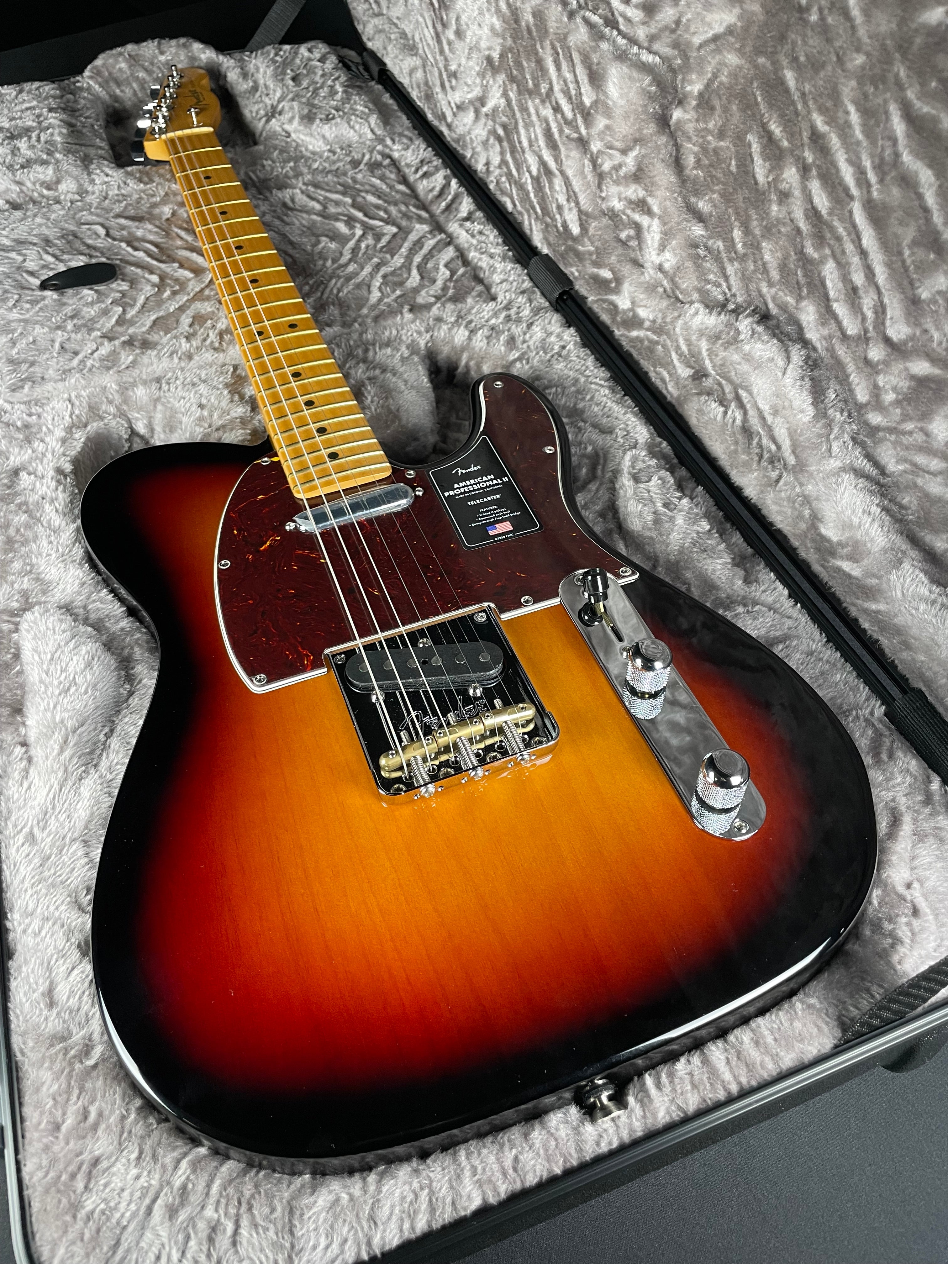 Fender American Professional II Telecaster w/OHSC - 3-Color Sunburst (2023) - Metronome Music Inc.