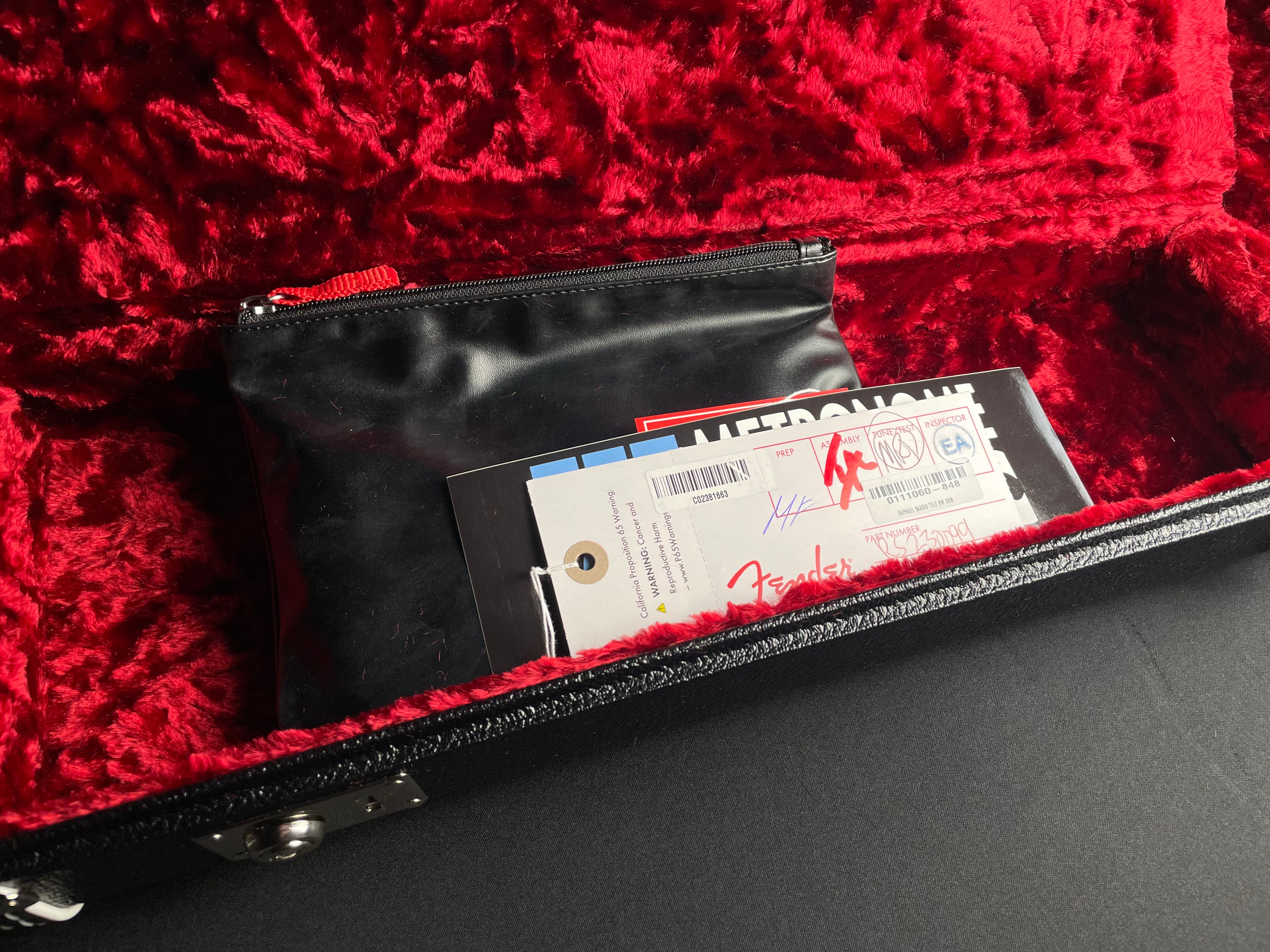 Fender Limited Edition Raphael Saadiq Telecaster w/HSC - Dark Metallic Red (2023) - Metronome Music Inc.