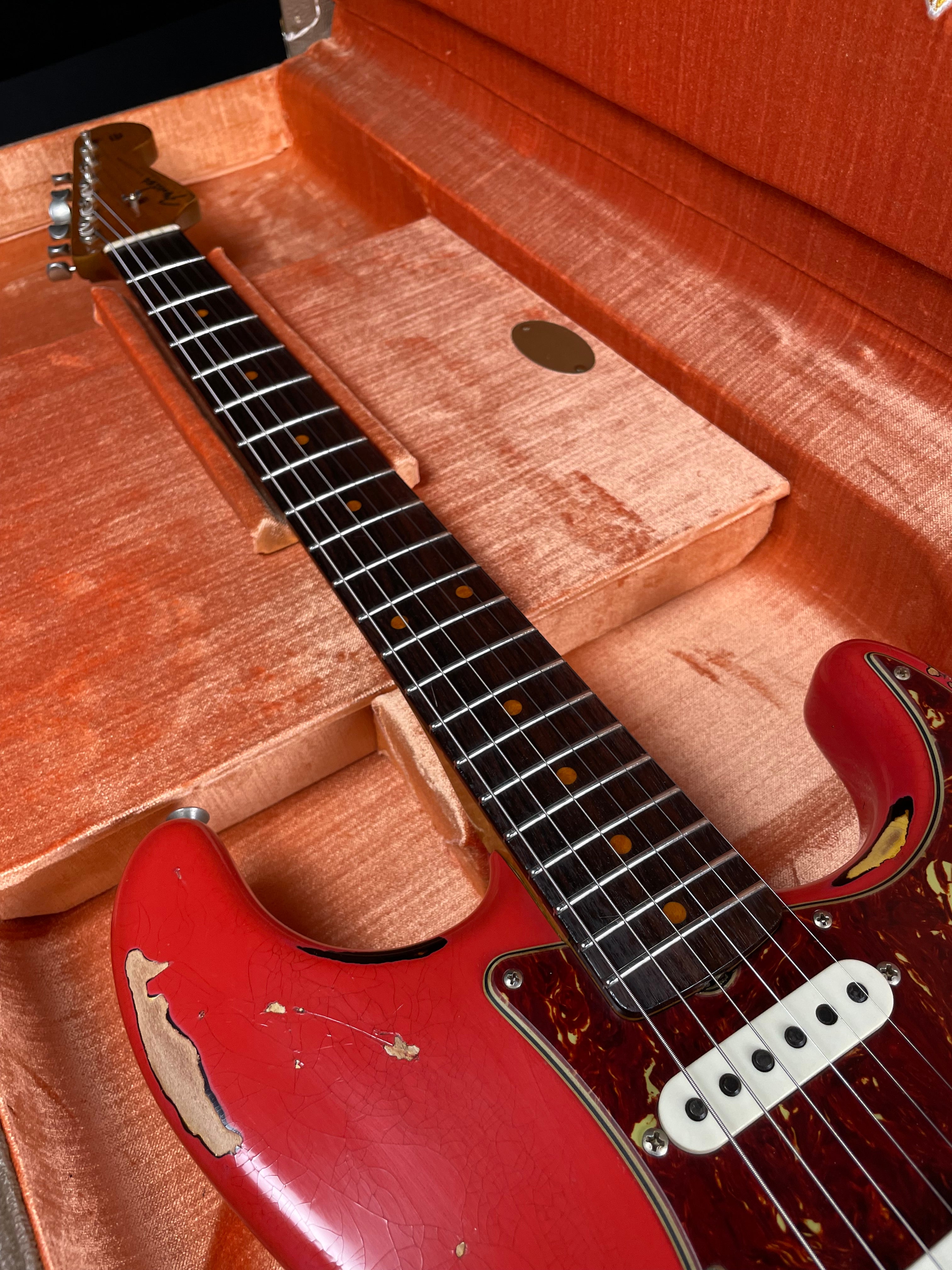 Fender Custom Shop Limited Edition '61 Stratocaster Heavy Relic- Aged Fiesta Red over 3TSB