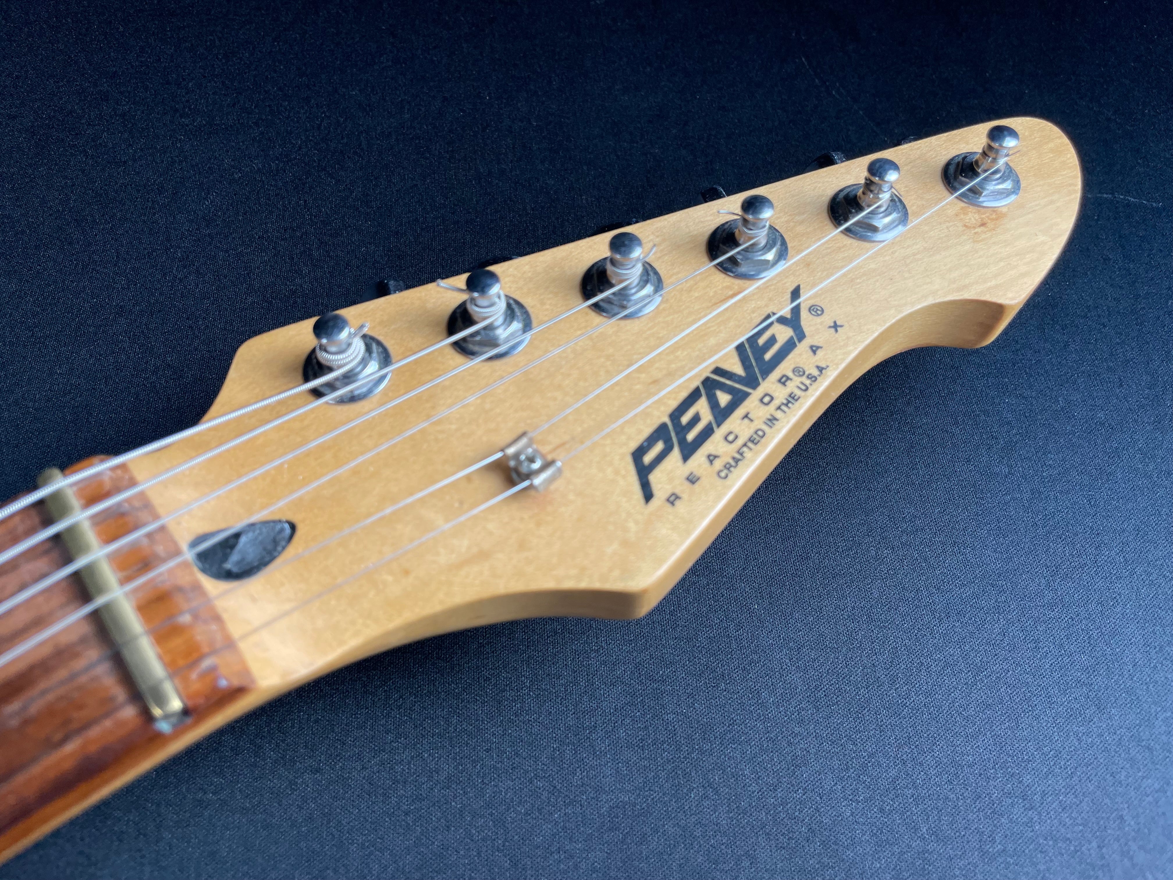 Peavey Reactor Ax - Sunburst (Late 90s) - Metronome Music Inc.