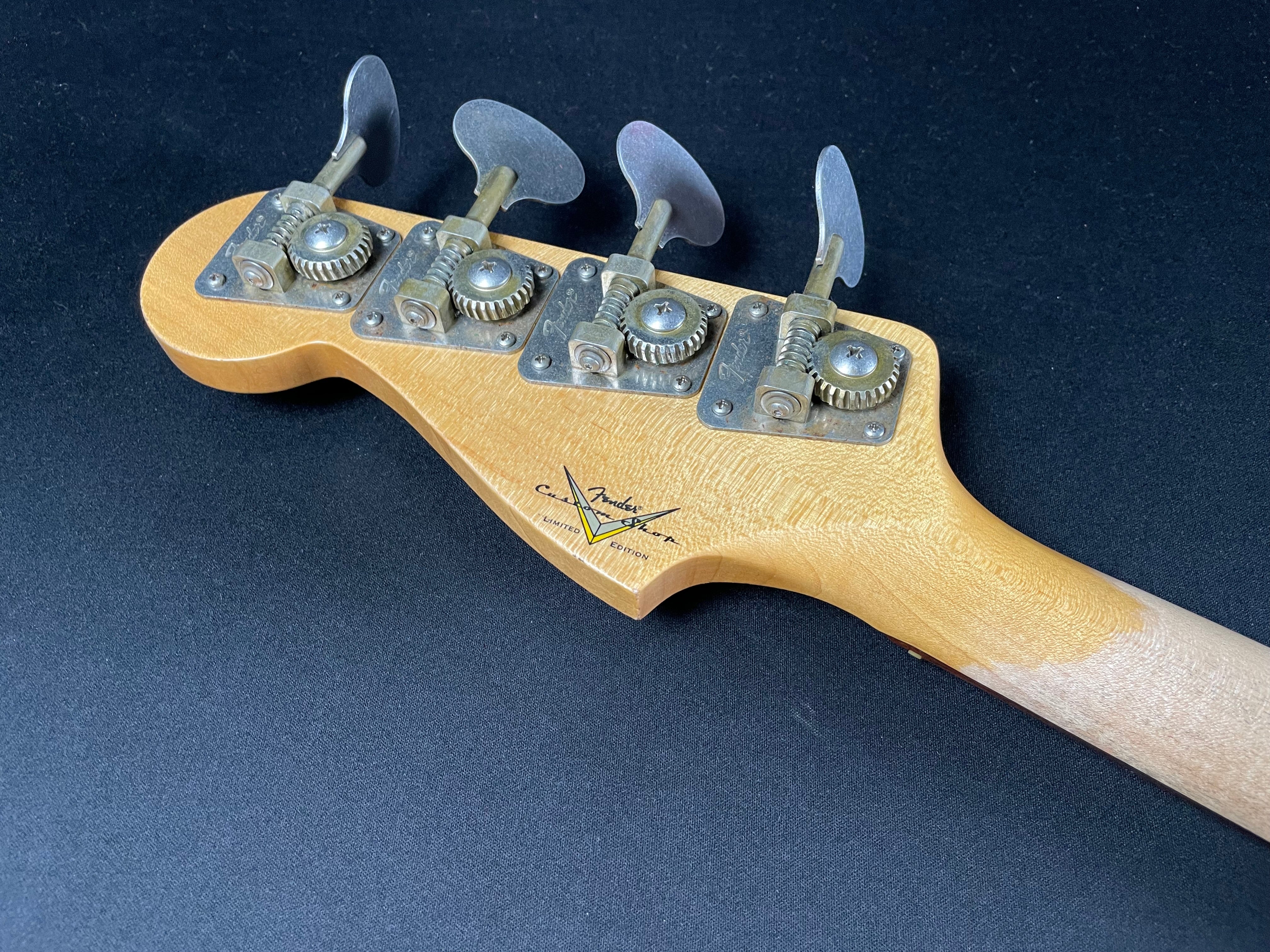 Fender Custom Shop Limited Jazz Bass Special Journeyman - Tobacco Sunburst - Metronome Music Inc.