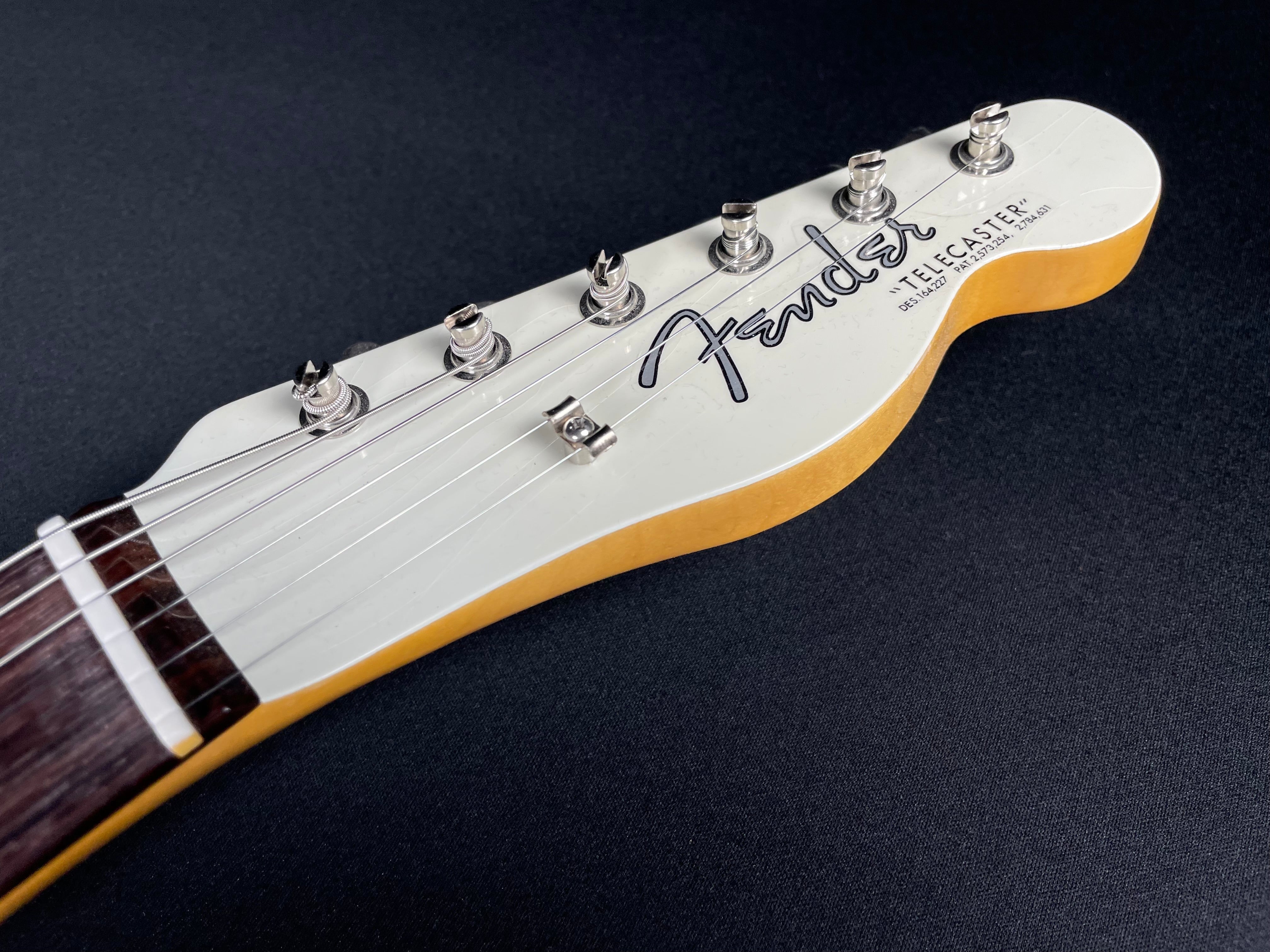 Fender Custom Shop 1963 Telecaster Journeyman - Aged Olympic White (2025) - Metronome Music Inc.