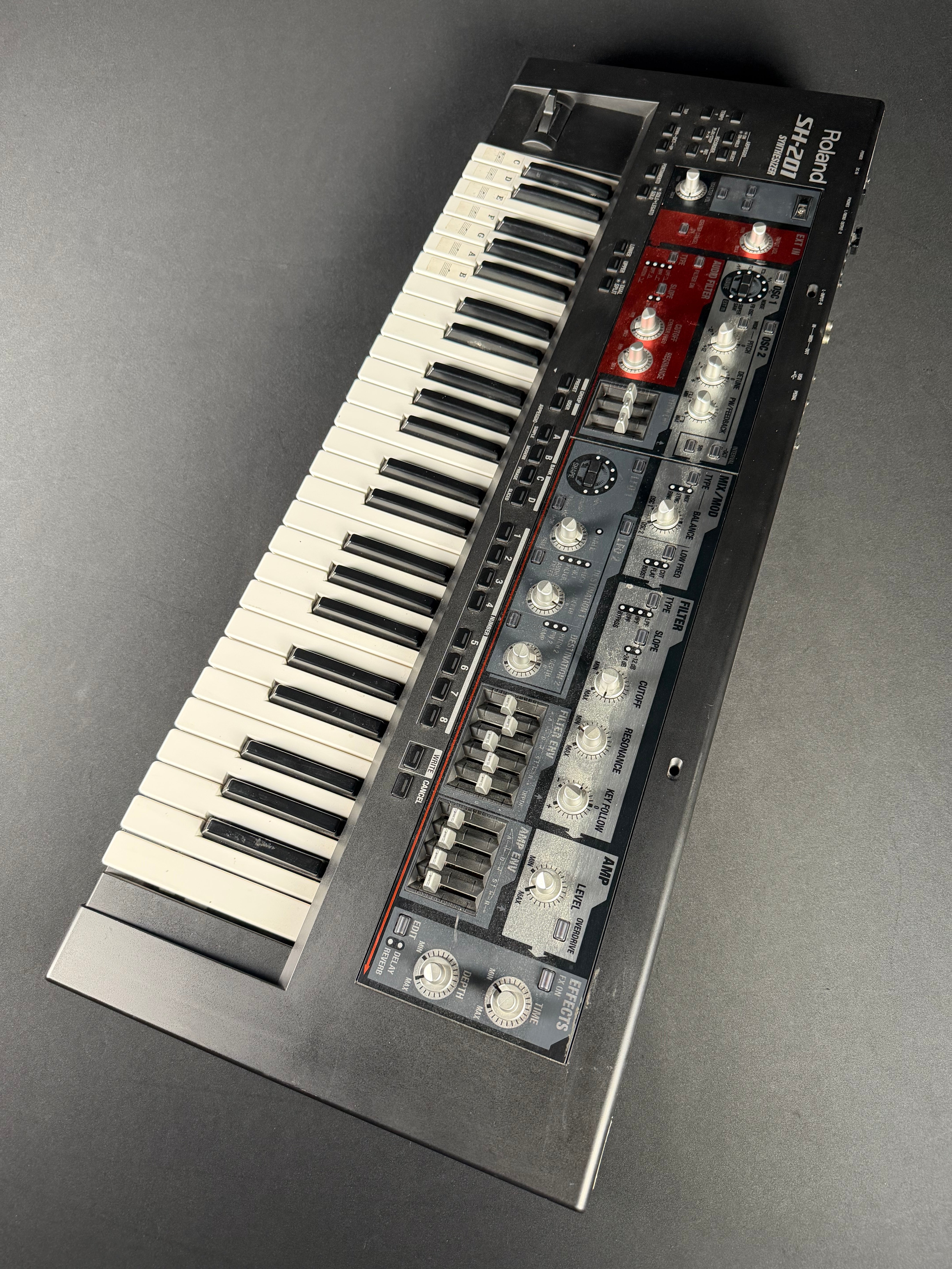 Roland SH-201 Synthesizer w/ Carrying Bag
