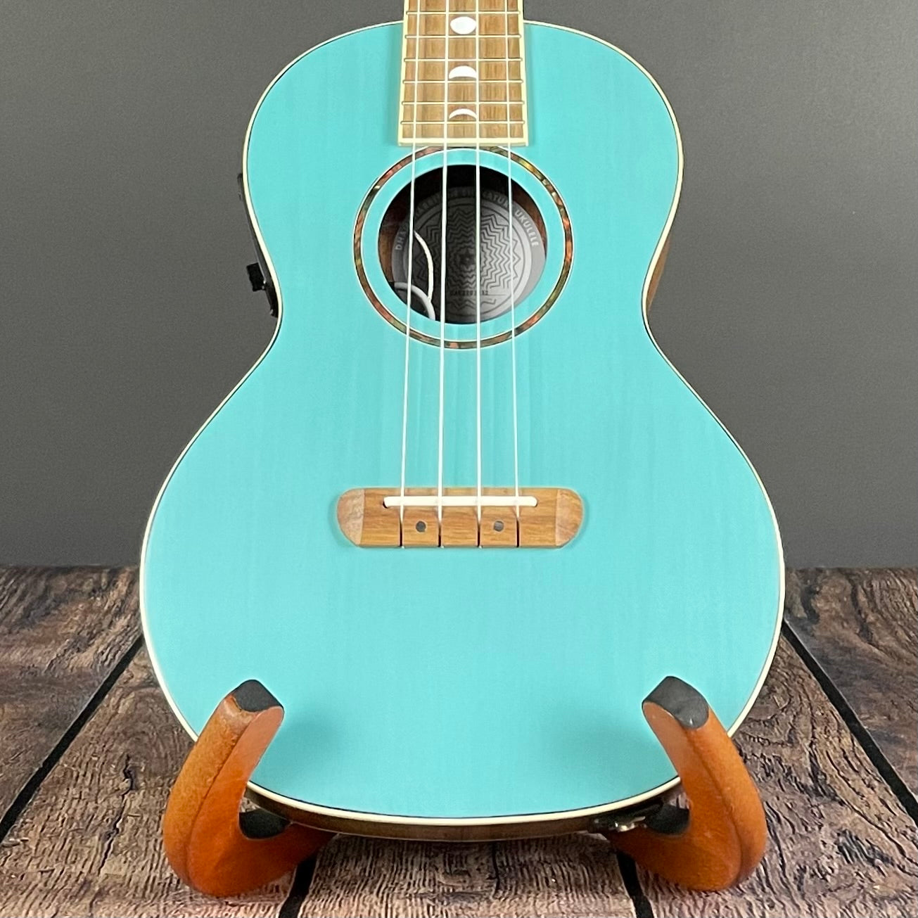 Fender Dani Harrison Tenor Ukulele Turquoise