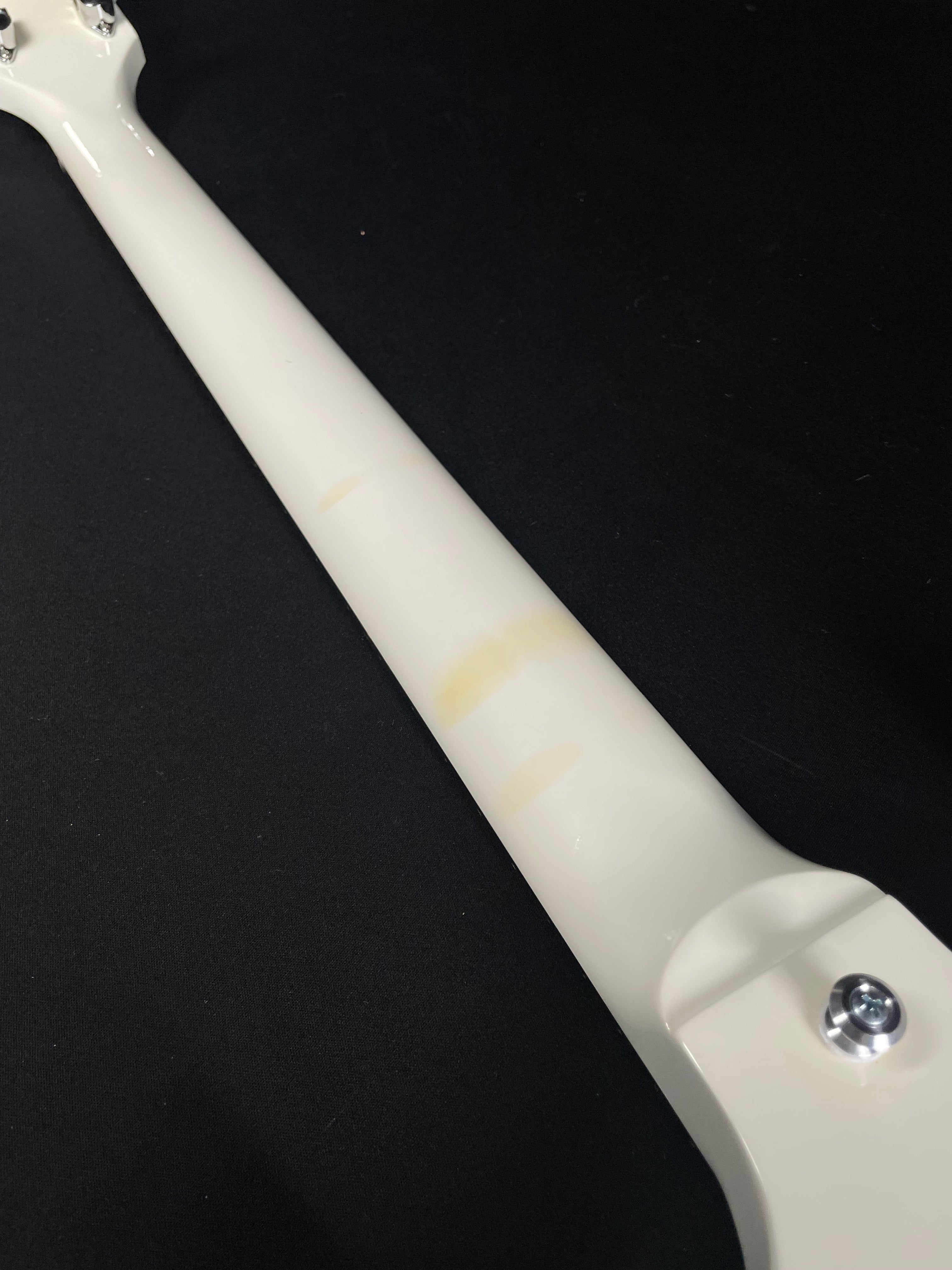 Gibson SG Baritone Limited Edition w/OHSC - Alpine White (2013) - Metronome Music Inc.