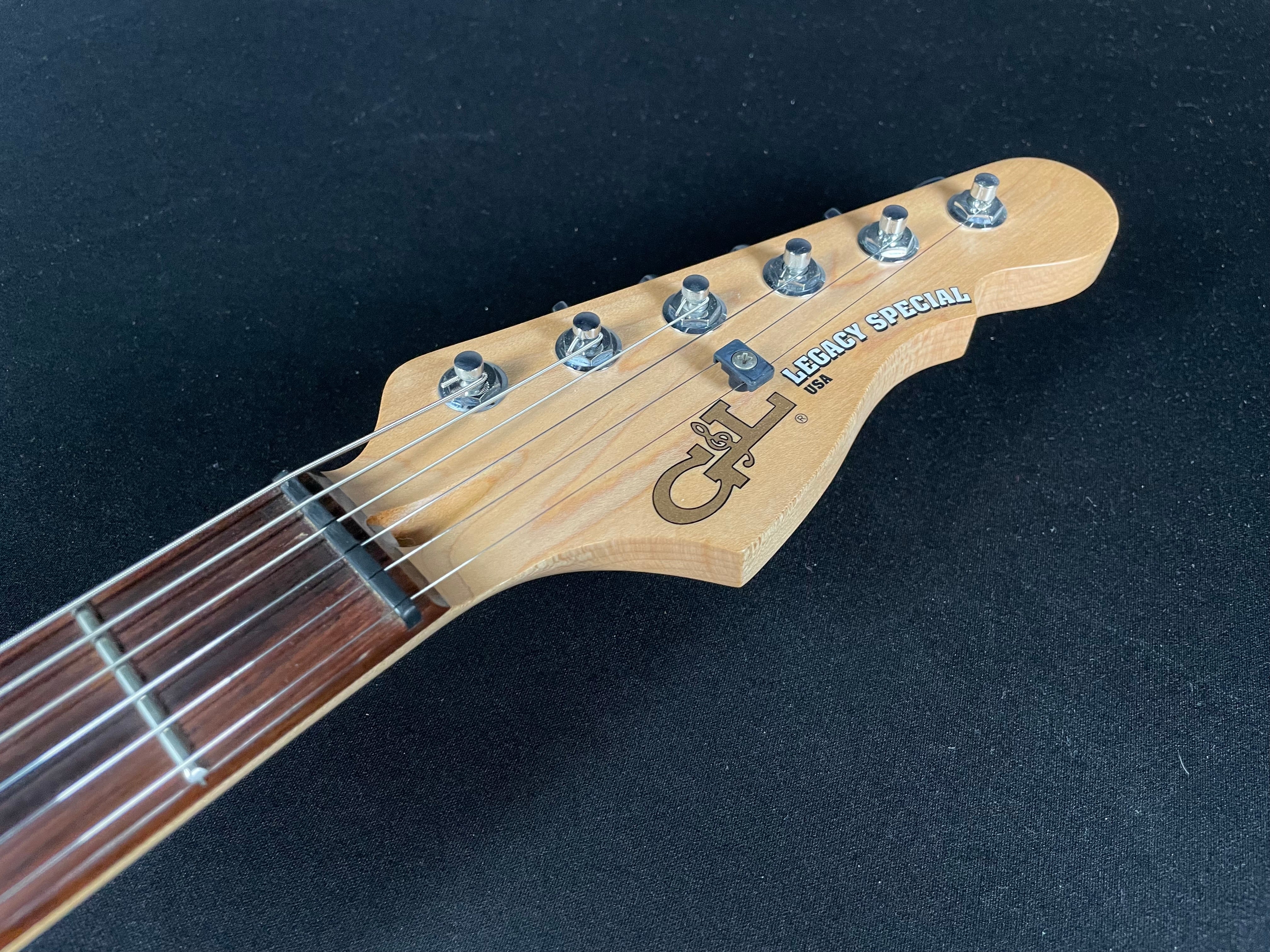 Fullerton USA Deluxe Legacy with Rosewood Fretboard - Blue Burst