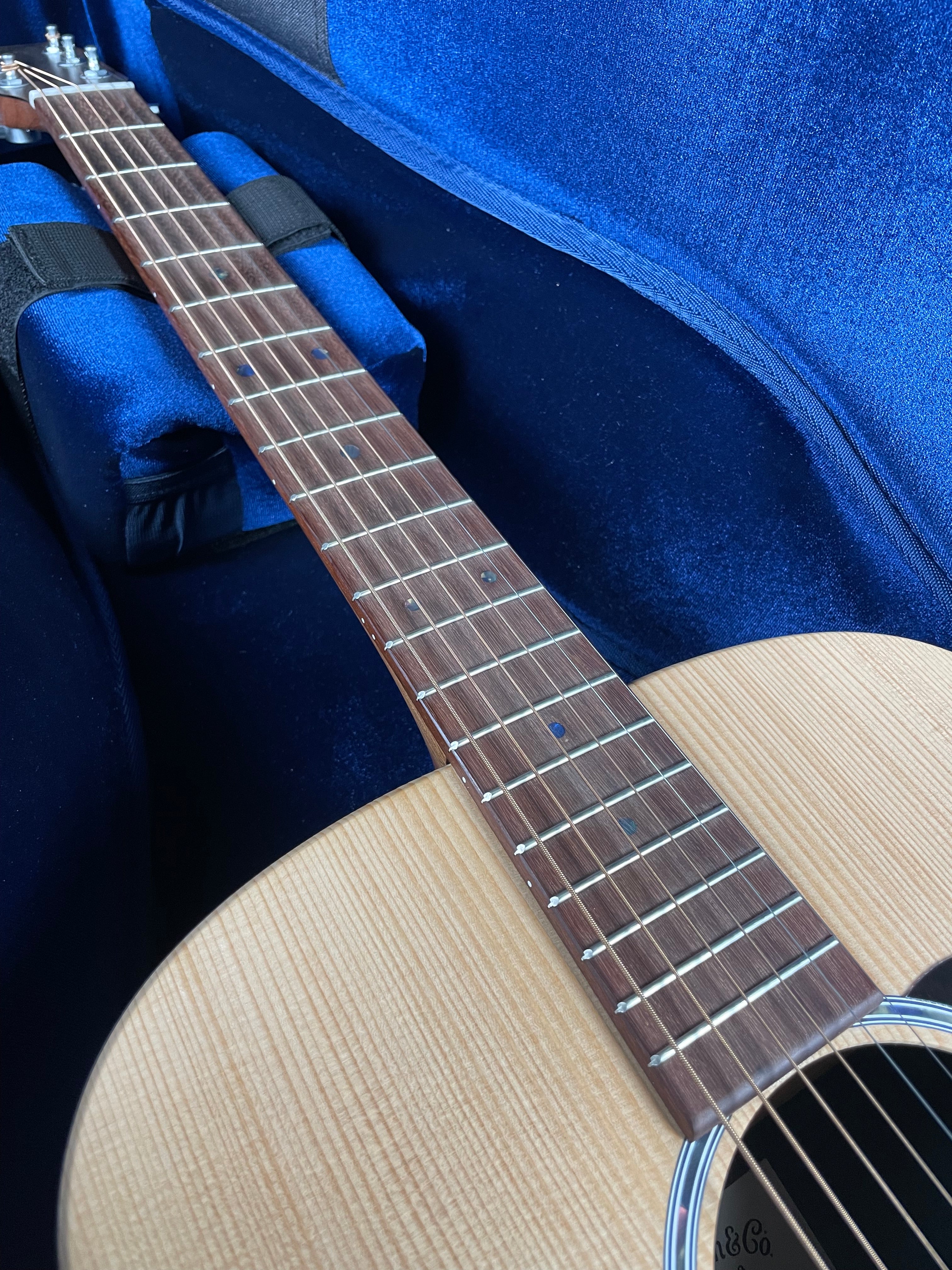 Martin D-X2E Brazilian Rosewood w/Soft Case - Natural (2025)