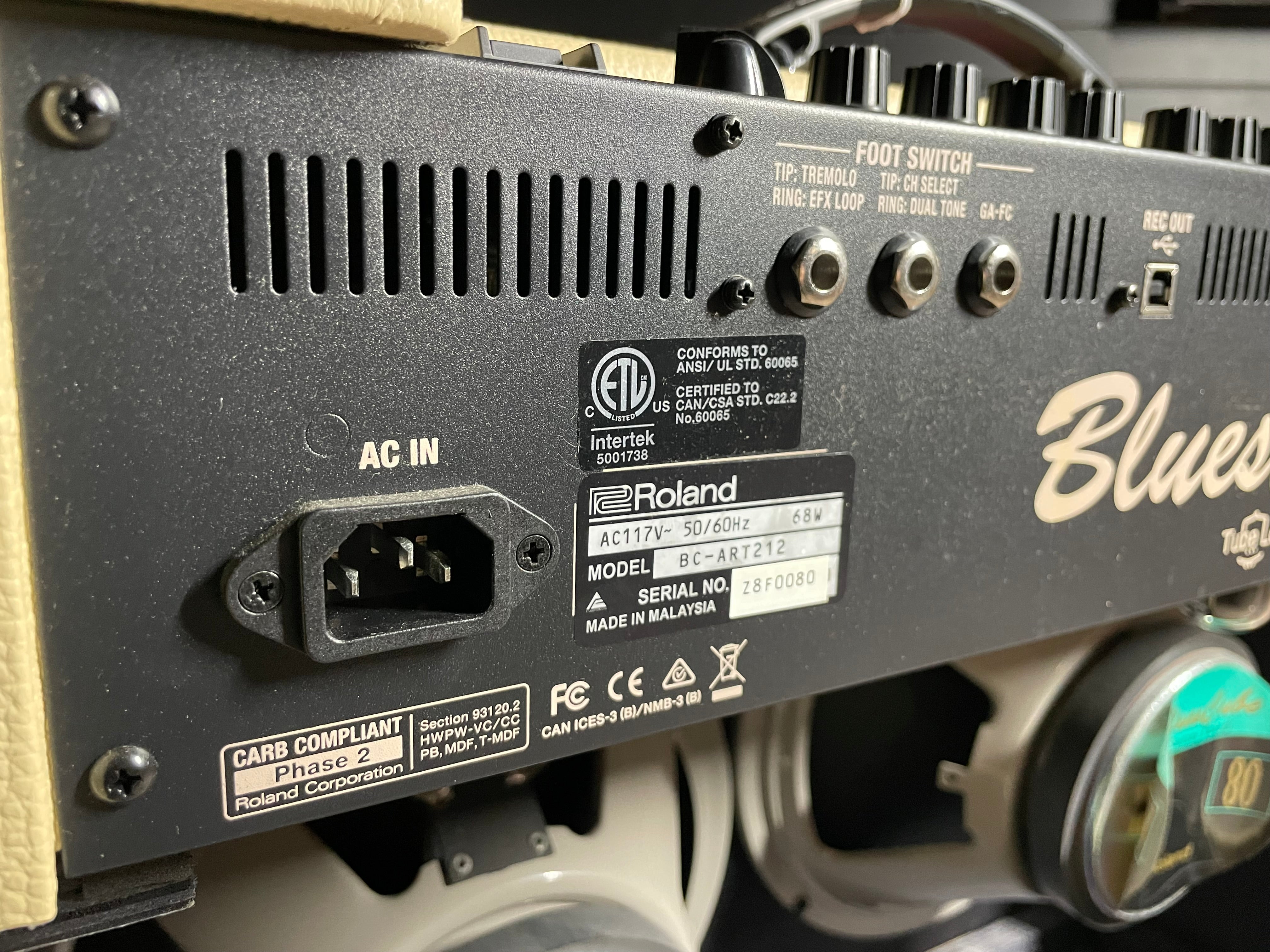 Roland Blues Cube Artist 212 85-Watt 2x12" Guitar Combo (2018) - Metronome Music Inc.