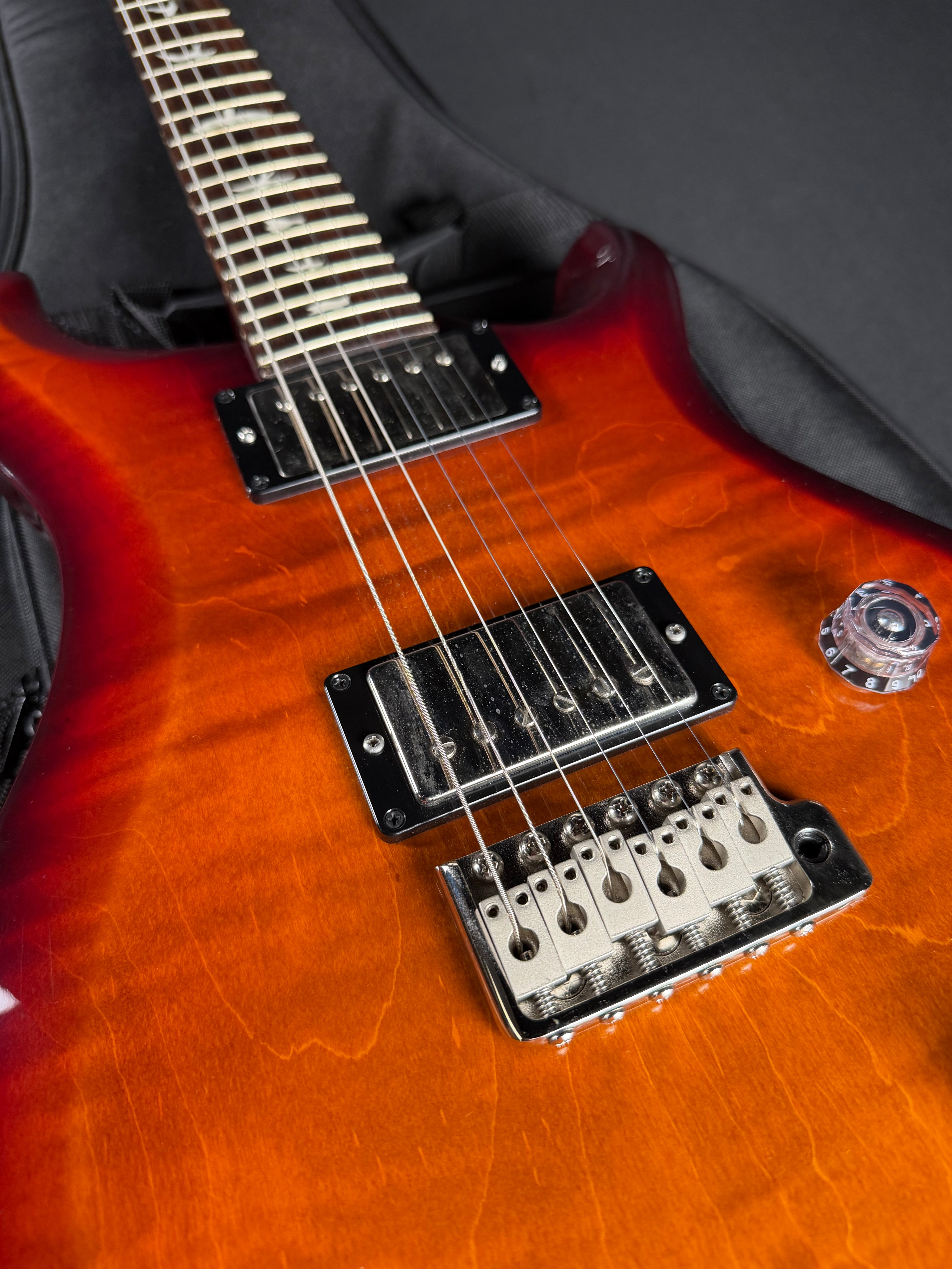 PRS S2 Custom 22 w/Gig Bag - Dark Cherry Burst (2014)