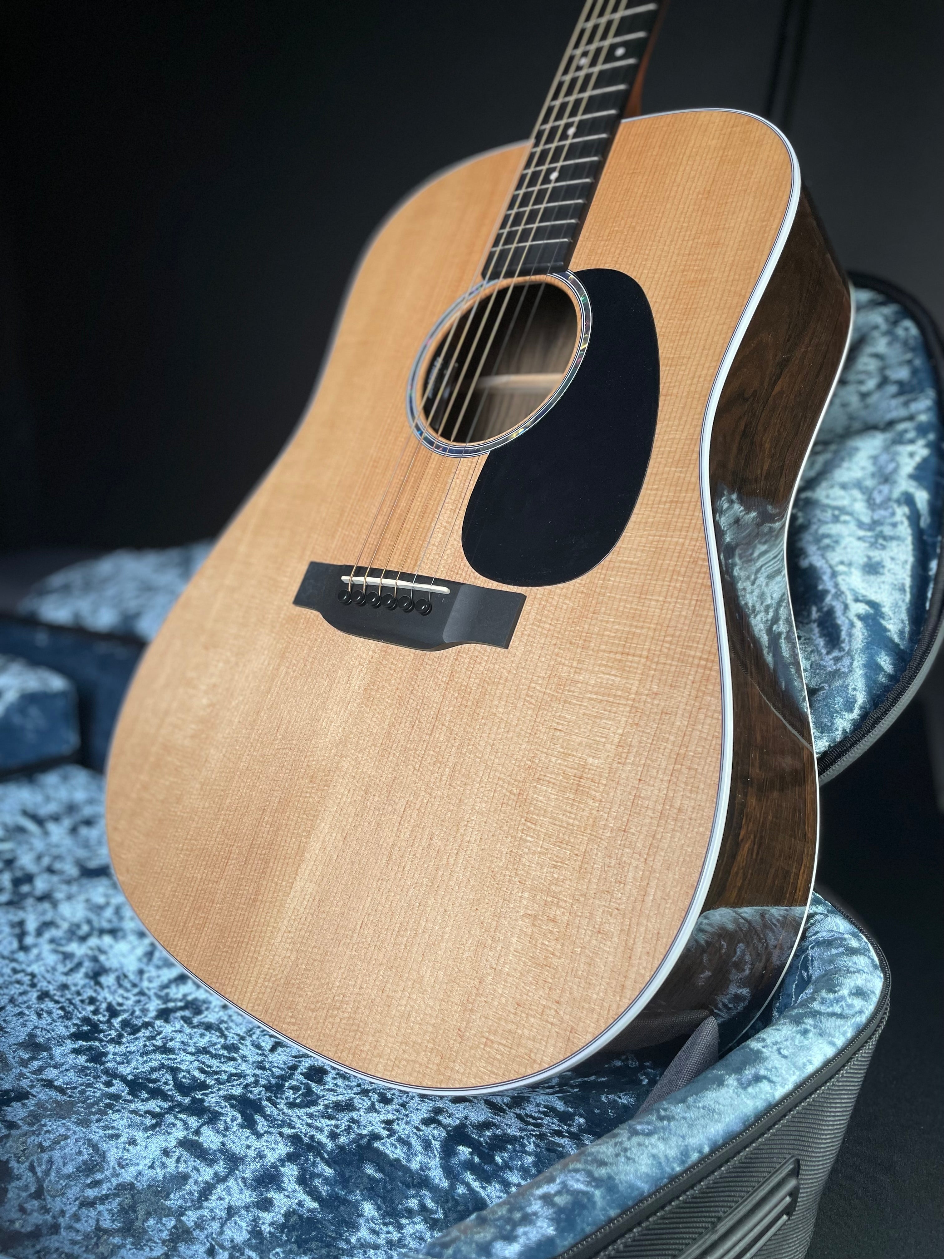 Martin D-13E Ziricote w/Soft Case - Natural