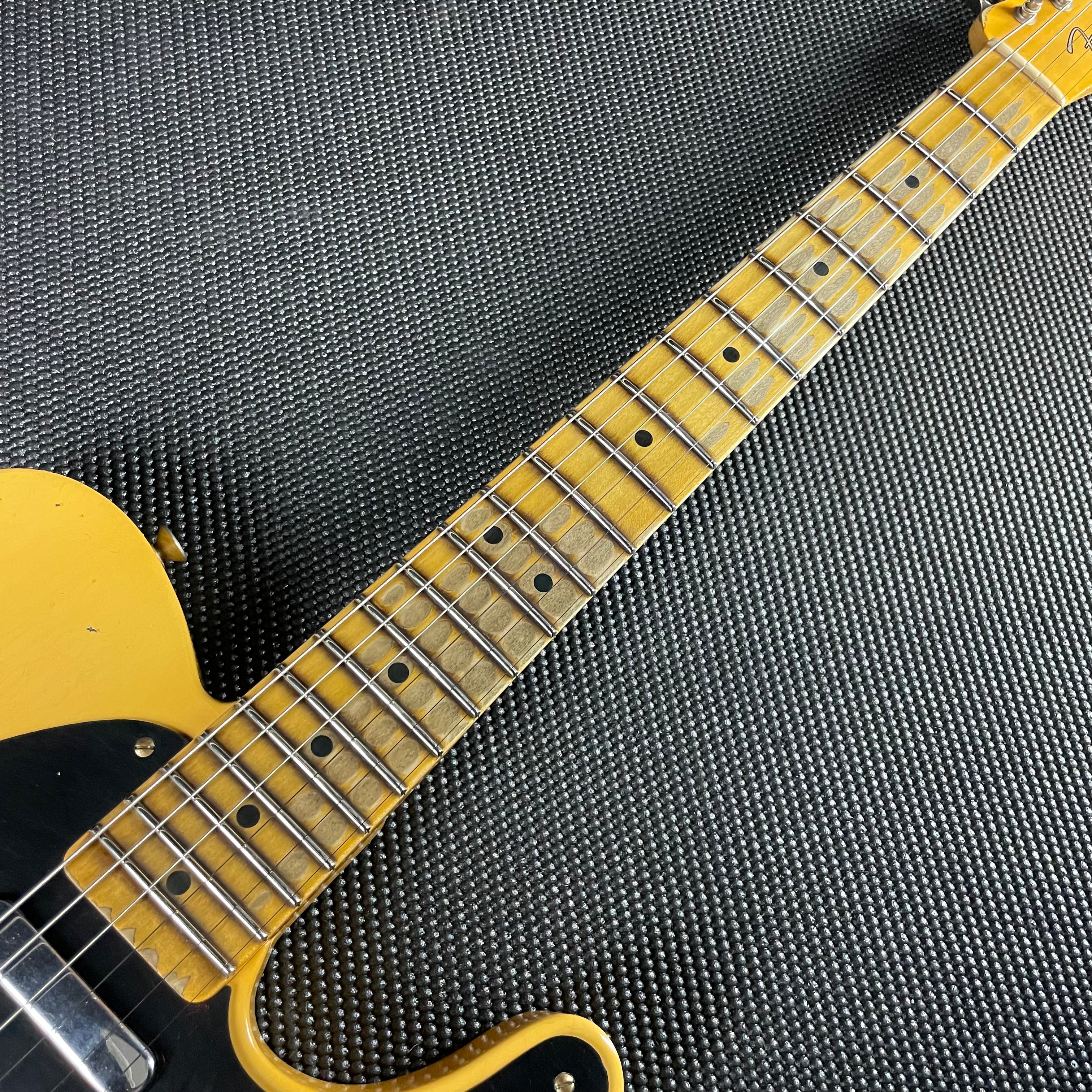 Fender Custom Shop 1952 Telecaster, Heavy Relic- Aged Nocaster Blonde (6lbs 12oz) - Metronome Music Inc.