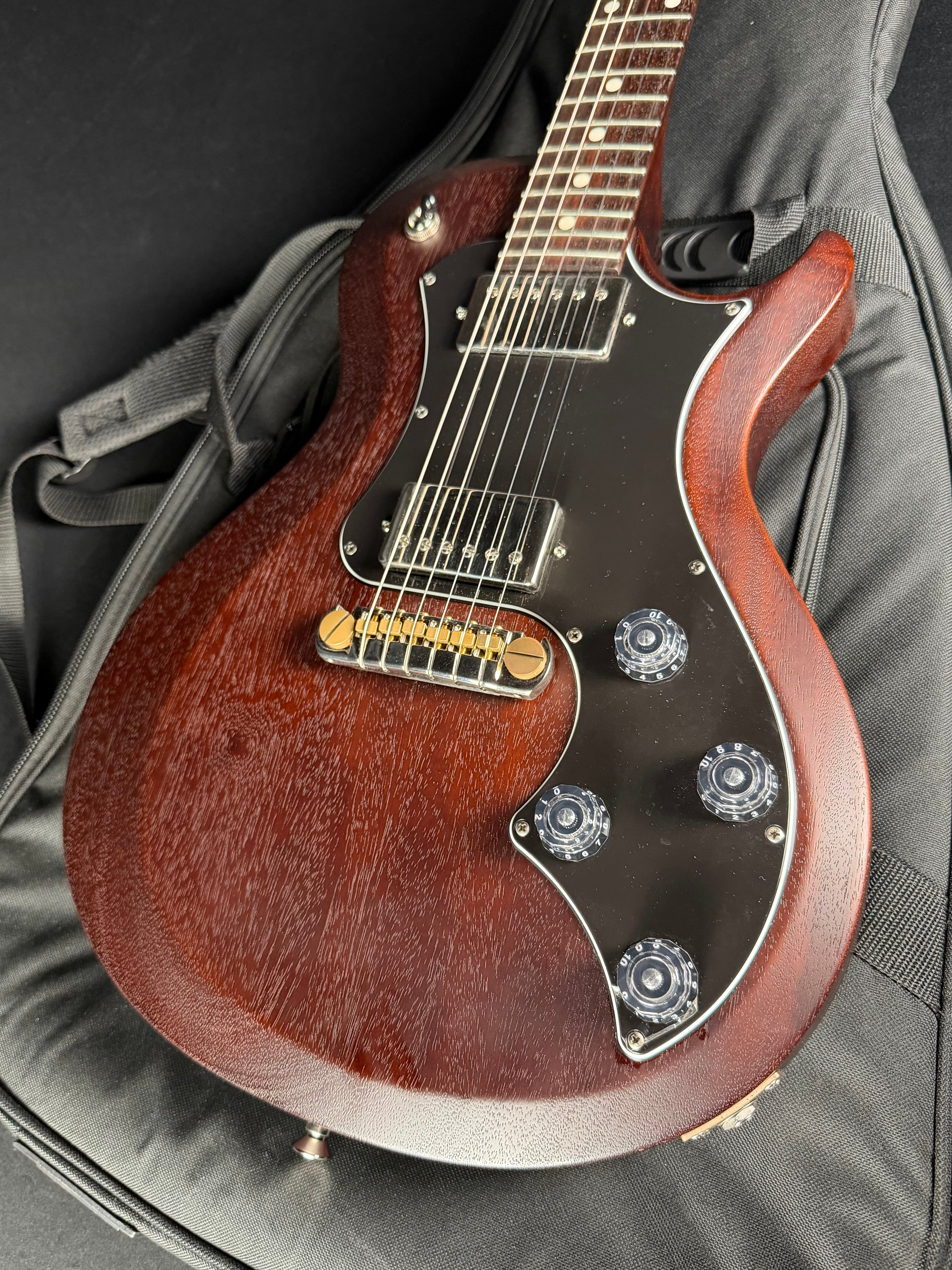 PRS S2 Singlecut w/Gig Bag - Mahogany Satin (2019)