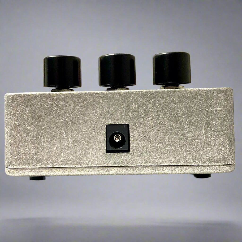 Electro Harmonix Bass Blogger Overdrive/Fuzz Pedal (Used) - Metronome Music Inc.
