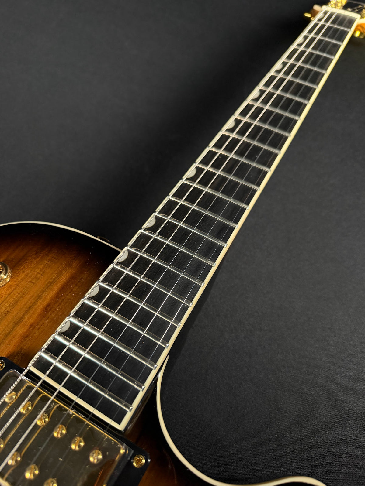 Gretsch Limited Edition Electromatic Black Limba Jet Sunburst CYG26050270