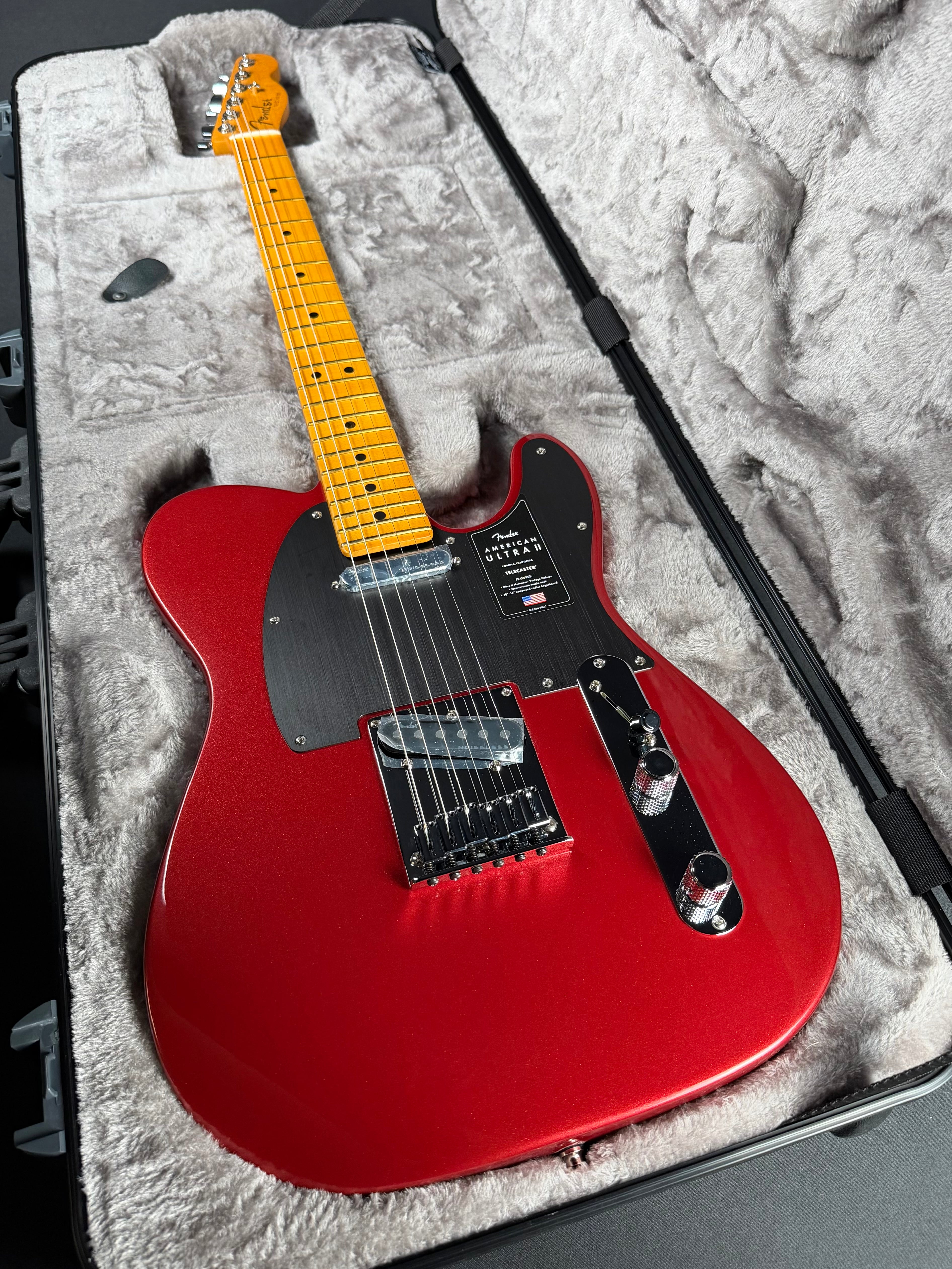 Fender American Ultra II Telecaster, Maple - Sinister Red (2026)