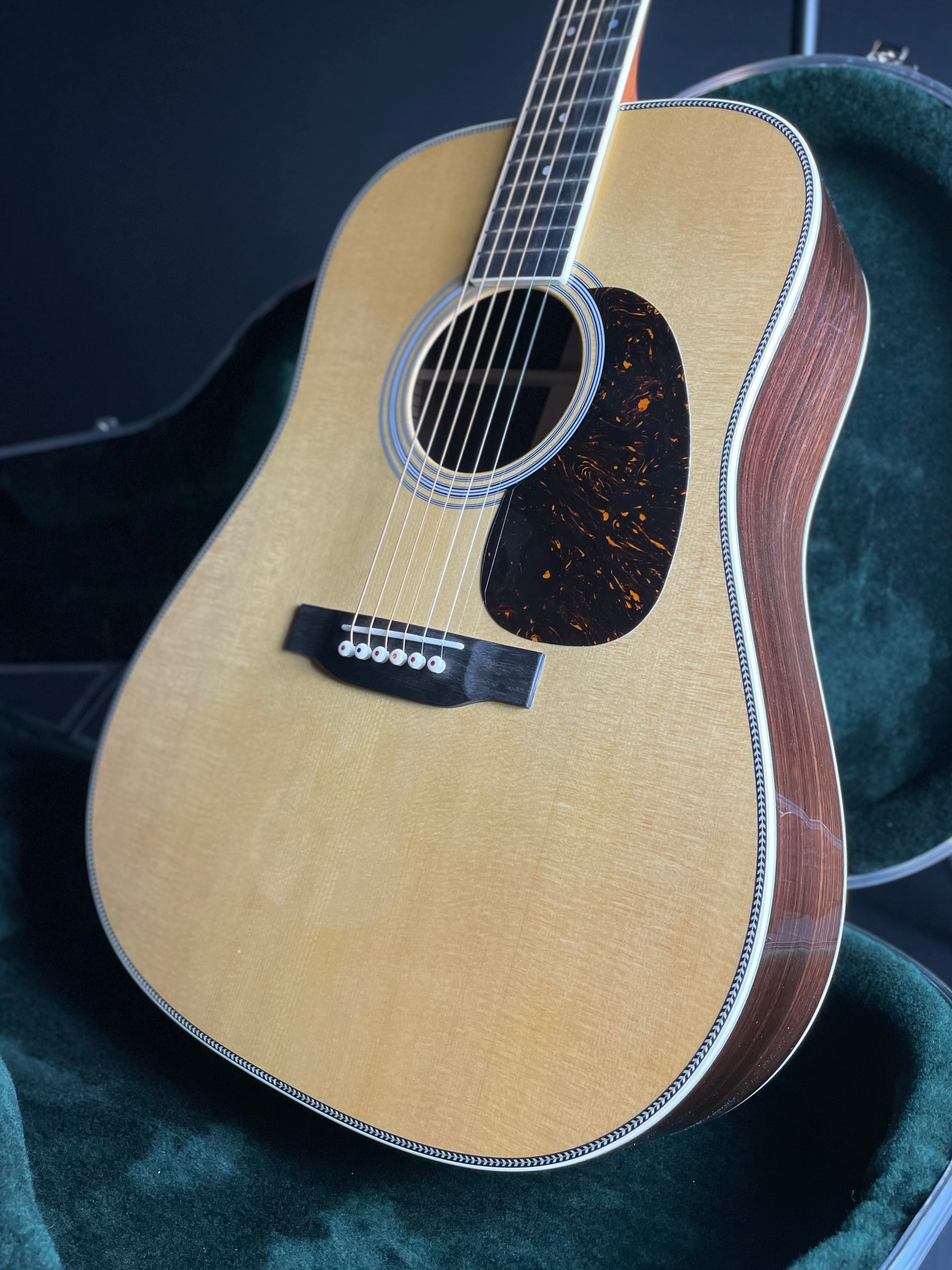 Martin HD-35 Standard w/Hardshell Case - Natural (2025)