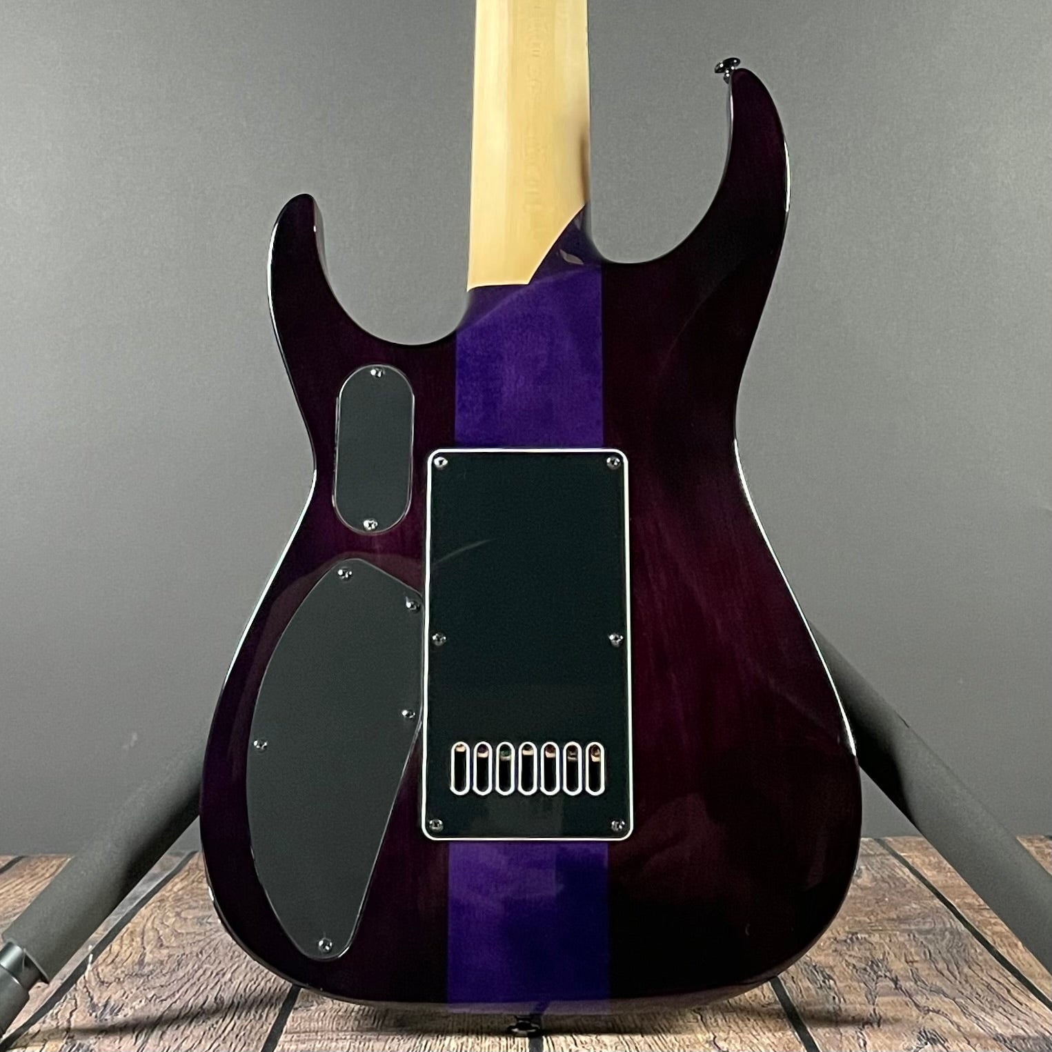 ESP LTD SH-7 EverTune Brian "Sir Headly" Welch Signature (2020) - Metronome Music Inc.