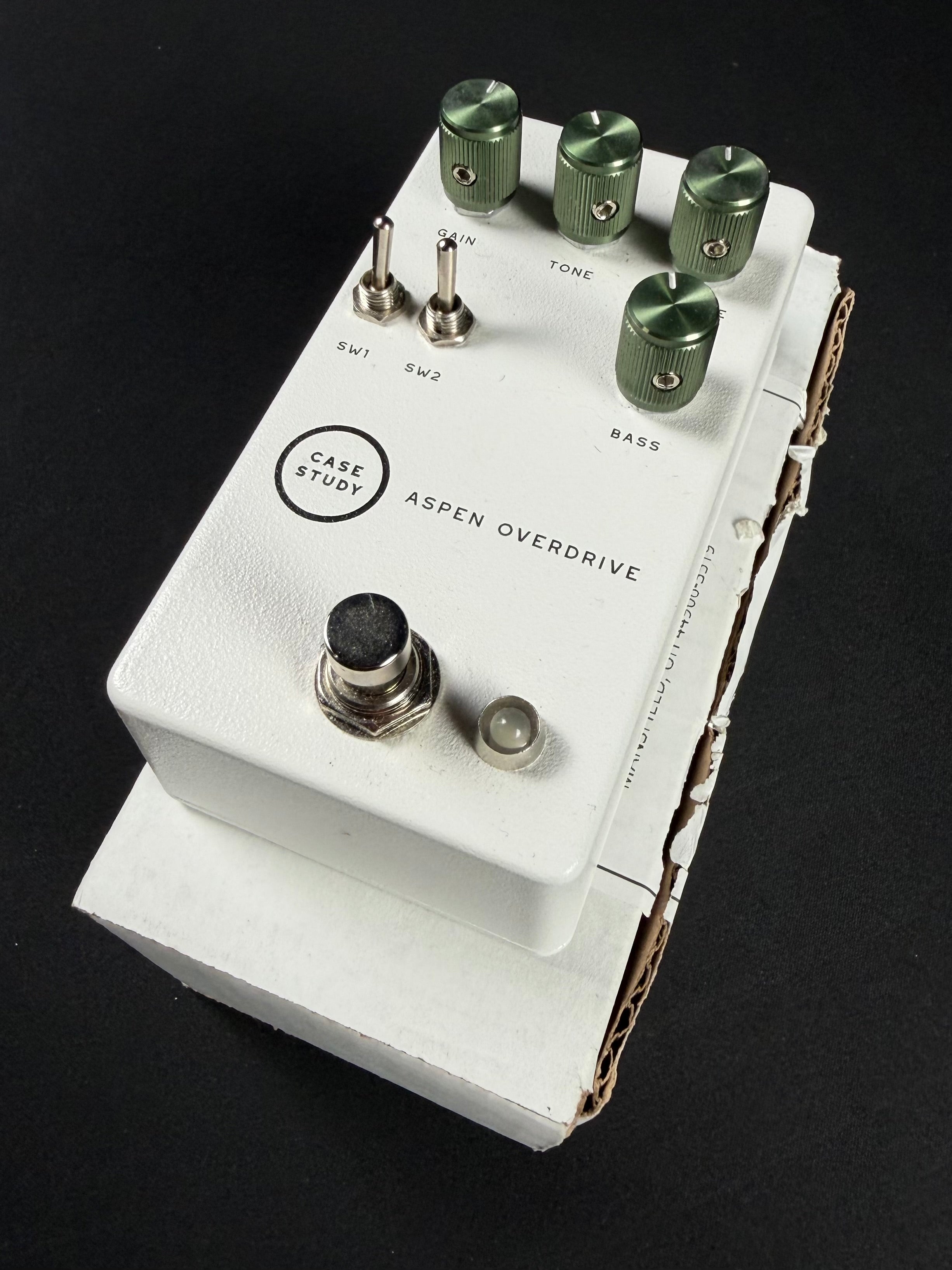 Case Study Aspen Overdrive White (Used)