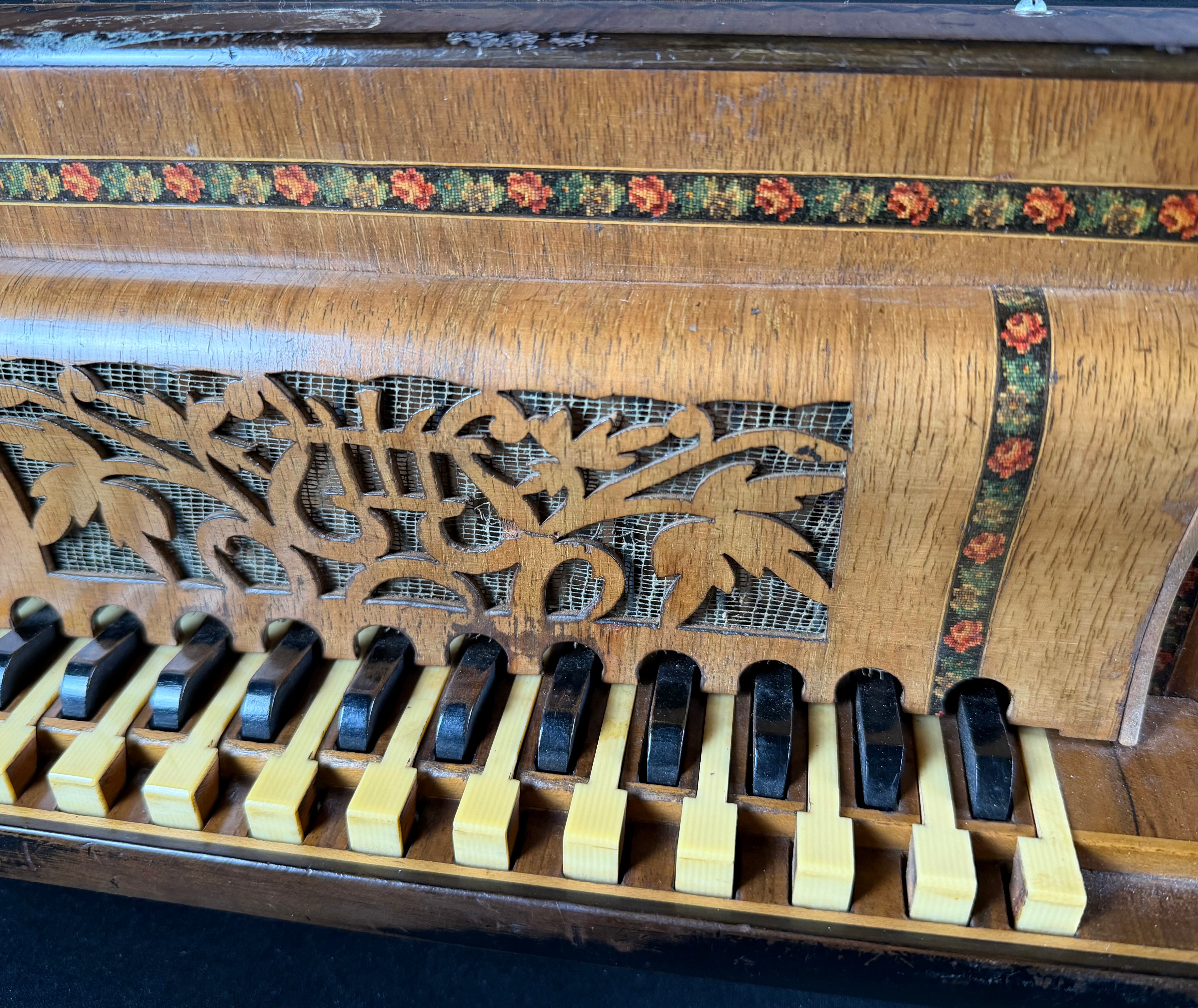 Hohner Button Box Accordion Germany, Unknown Model (1920s) - Metronome Music Inc.