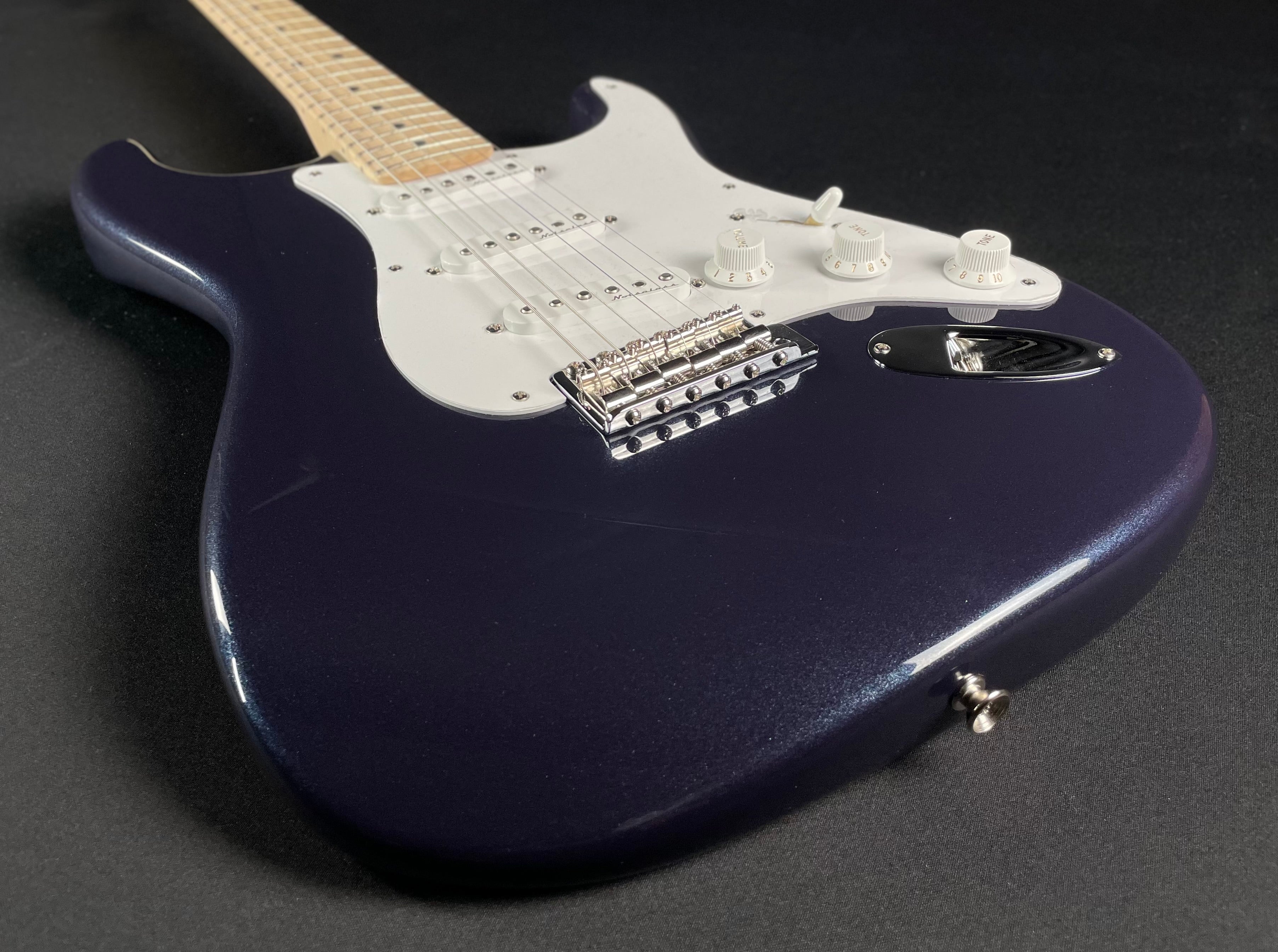 Fender Custom Shop Eric Clapton Signature Stratocaster, Maple - Midnight Blue (2025) - Metronome Music Inc.