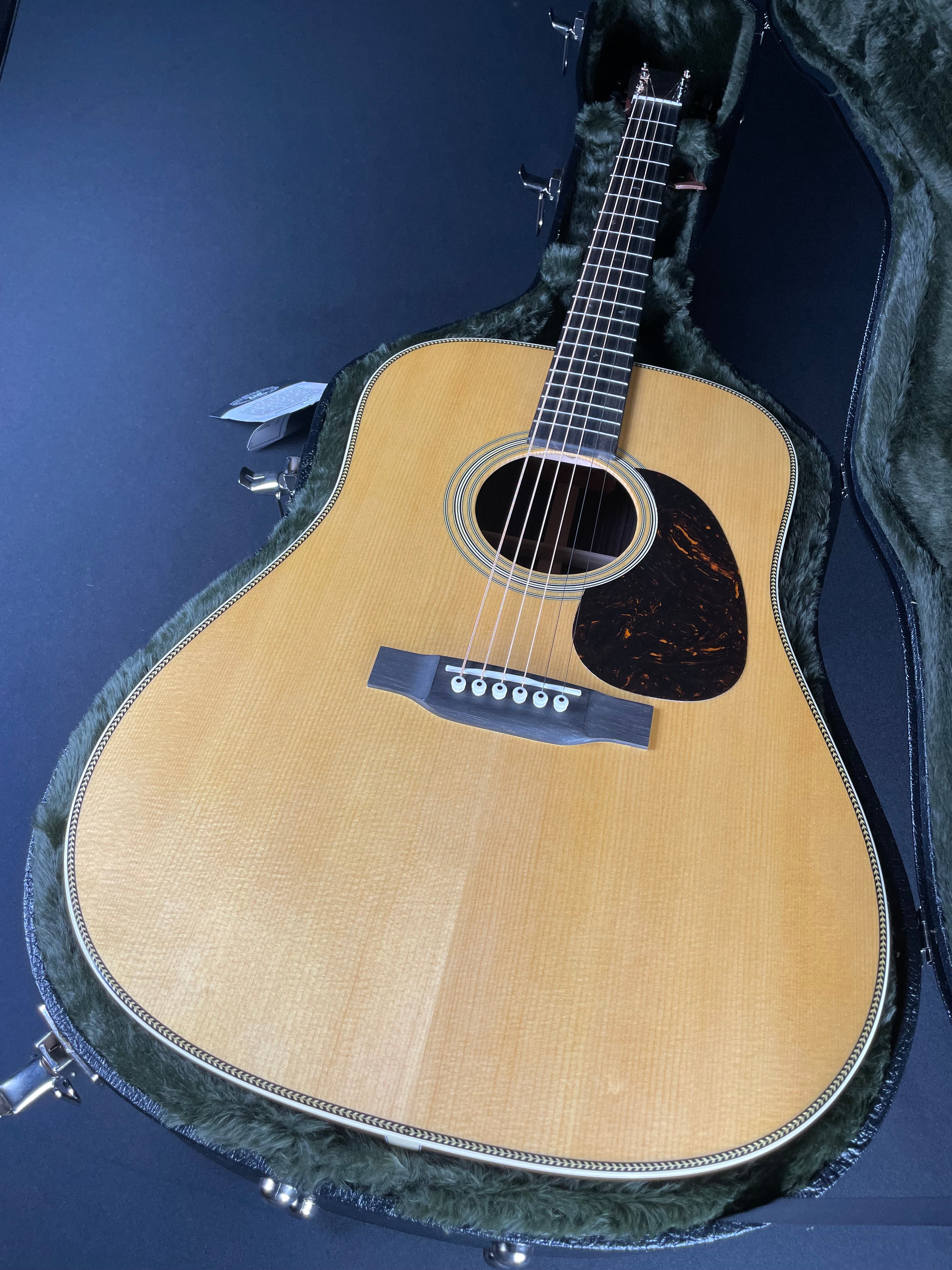 Martin D-28 Billy Strings w/Hardshell Case - Natural (2025)