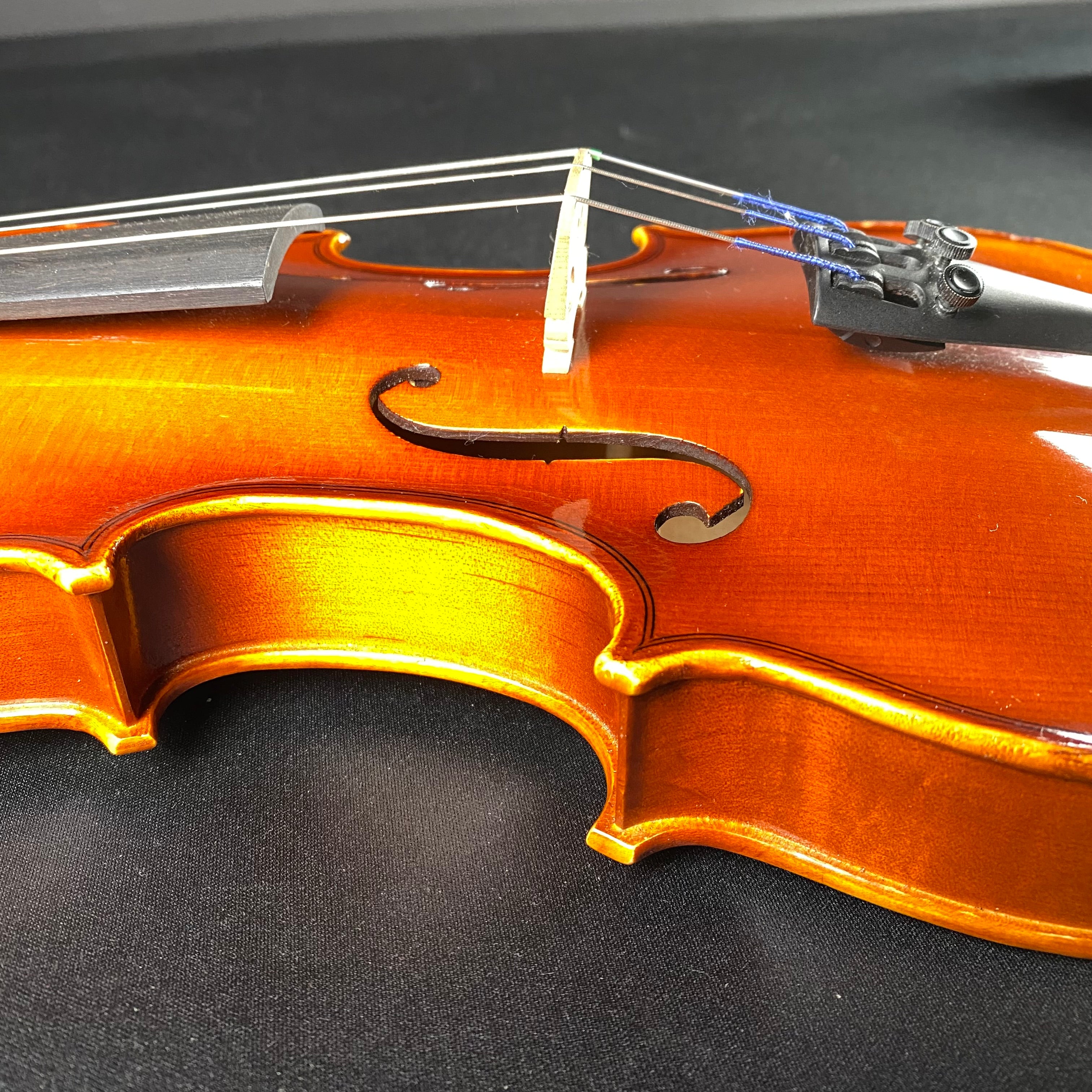 Howard Core A15 Academy Violin 1/2 Outfit with Hard Case (USED) - Metronome Music Inc.
