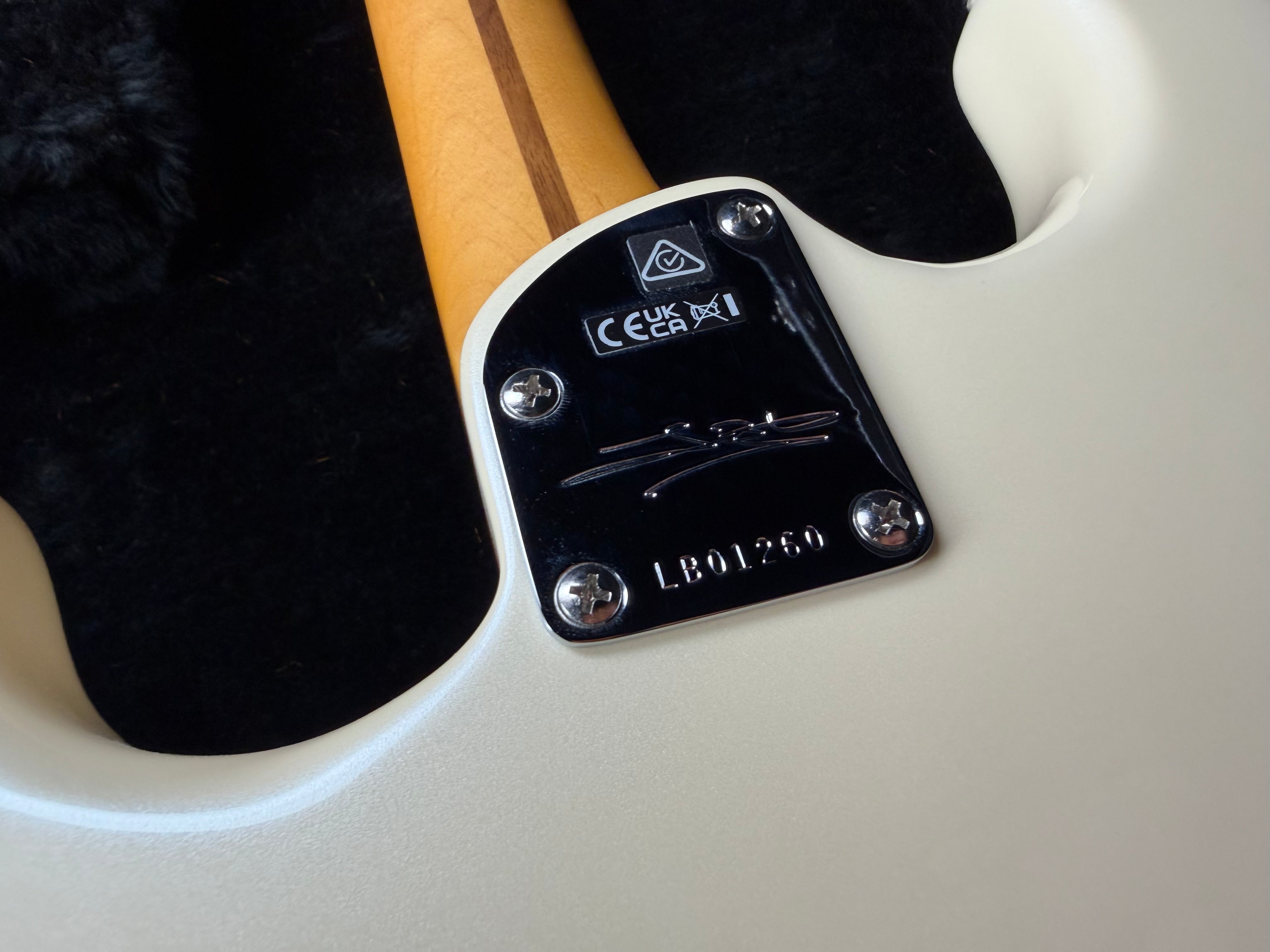 Fender Lincoln Brewster Stratocaster, Maple - Olympic Pearl