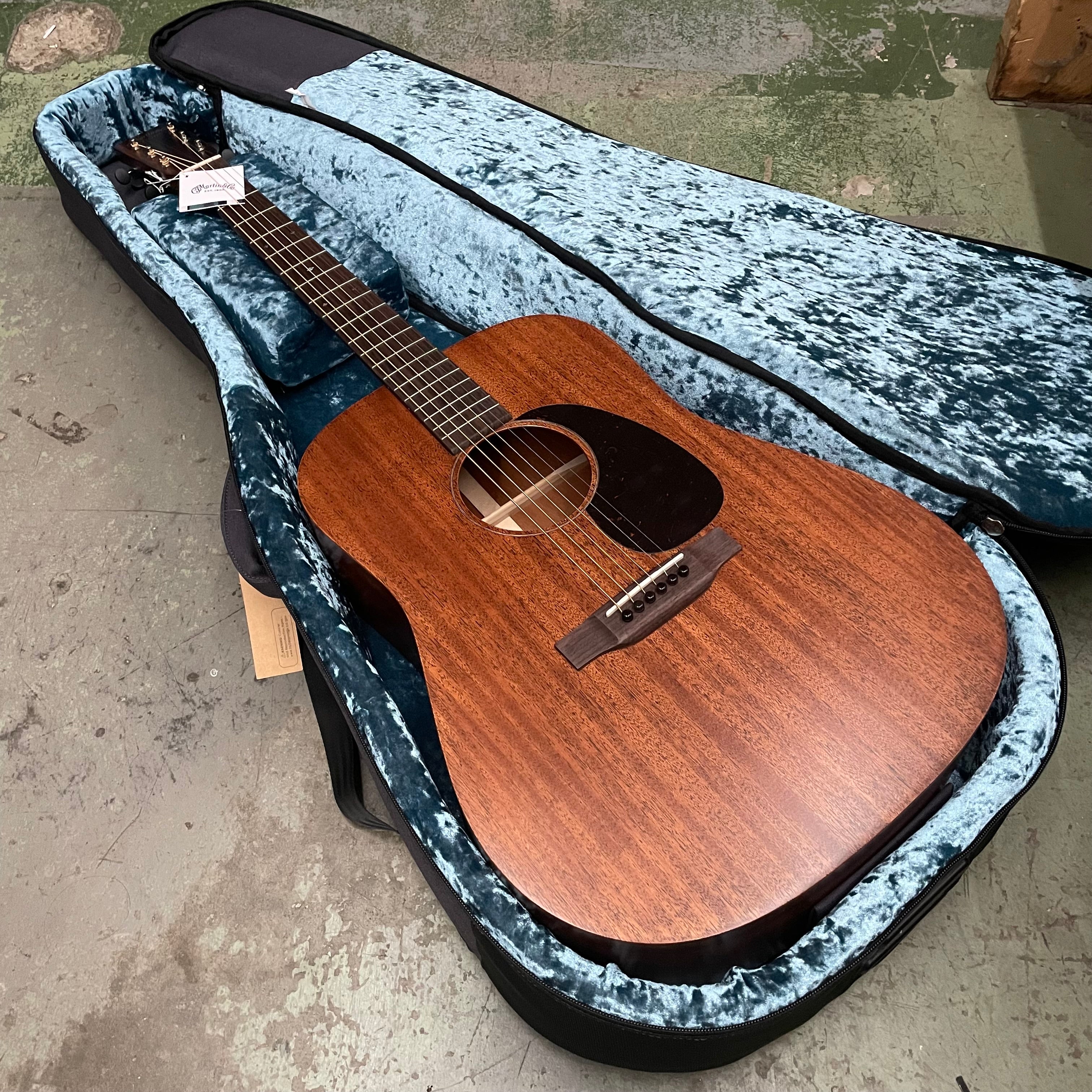 Martin D-15M w/Soft Shell Bag - Satin Mahogany