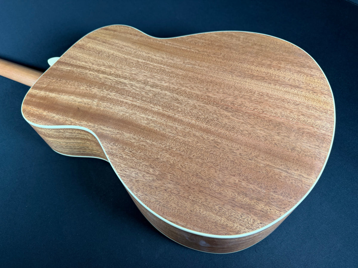 Yamaha Storia I Acoustic-Electric Guitar