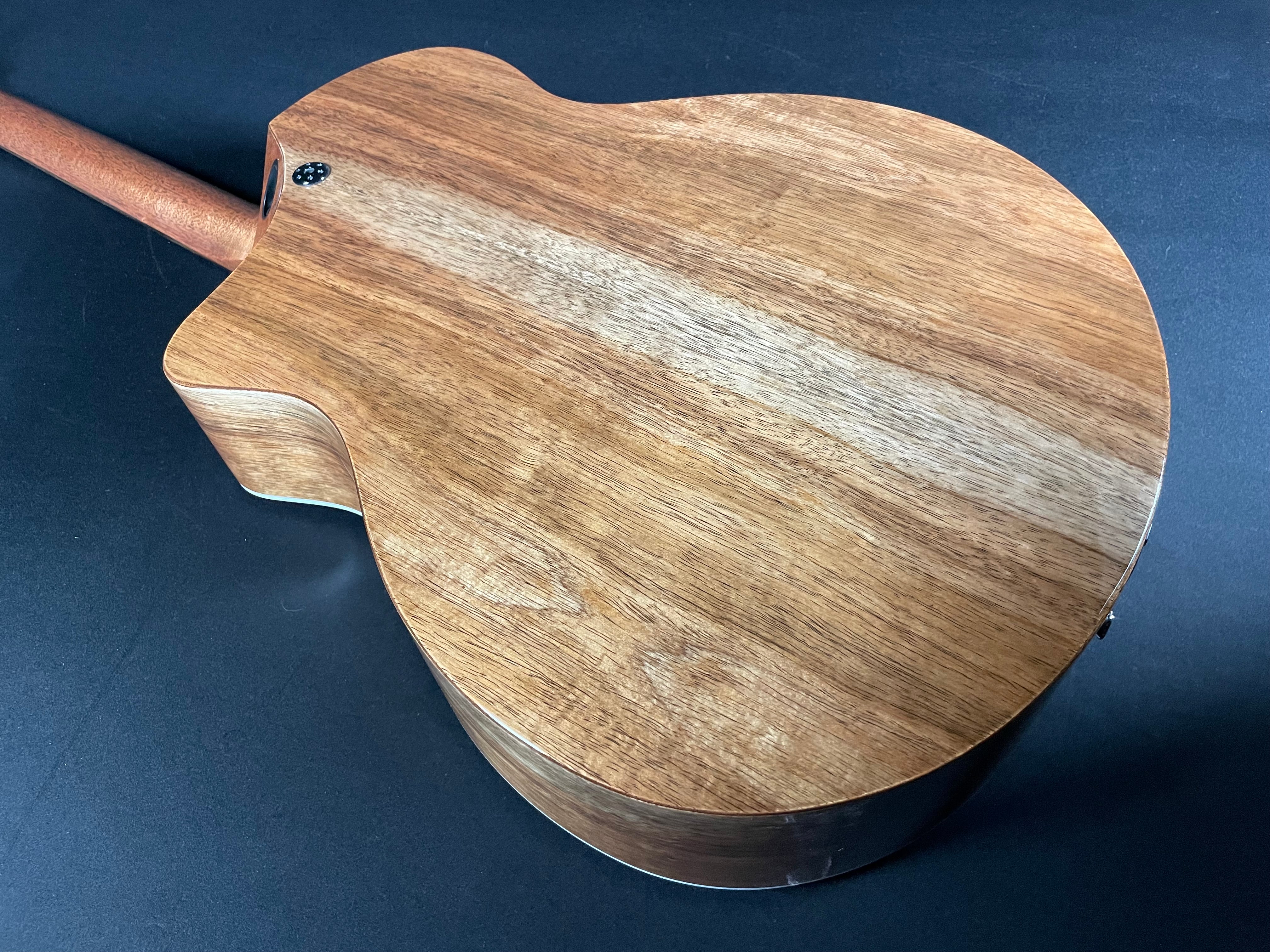 Martin SC-13E w/Soft Case - Natural (2025)