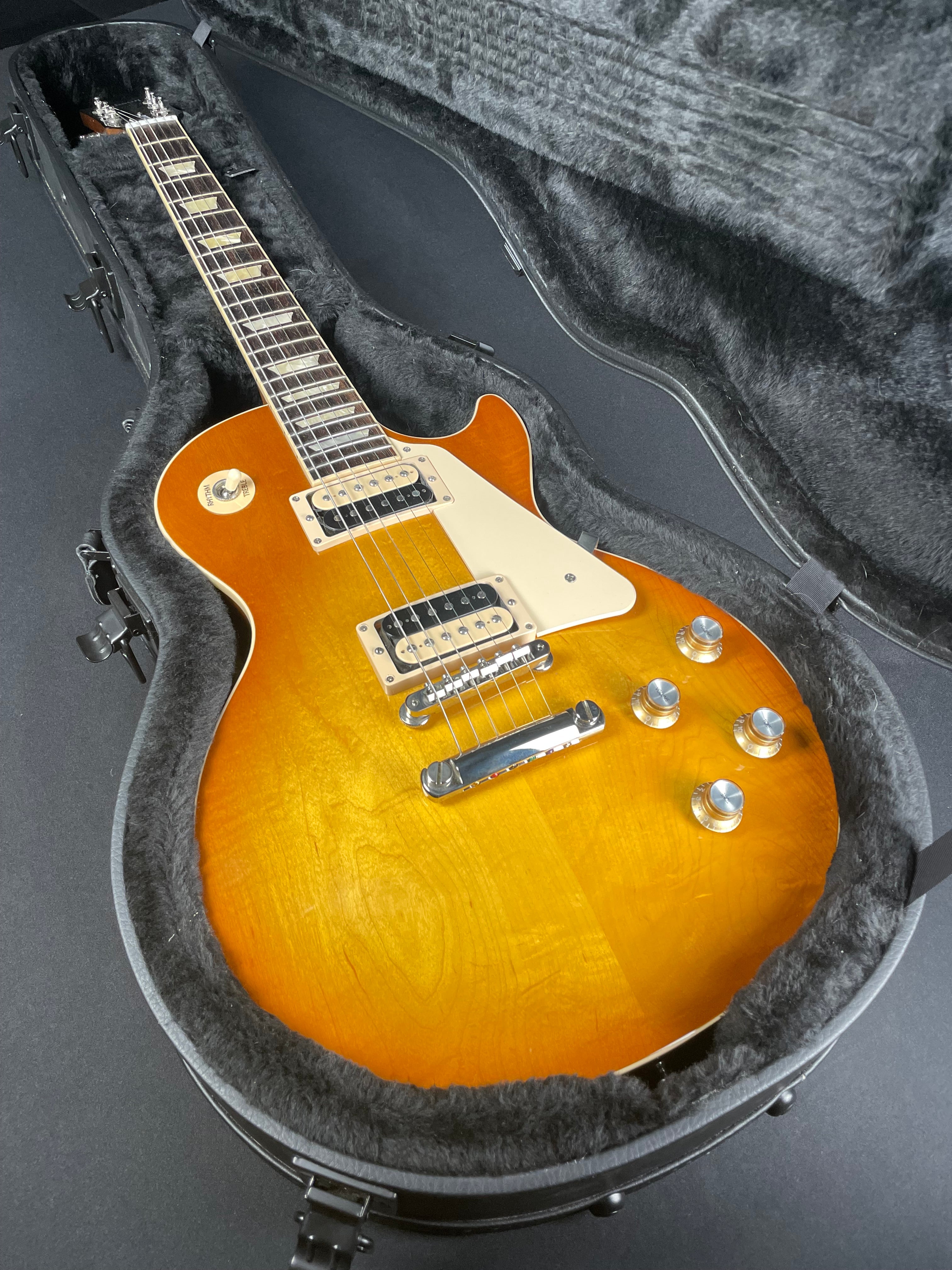 Gibson Les Paul Classic w/OHSC - Honey Burst (2021)
